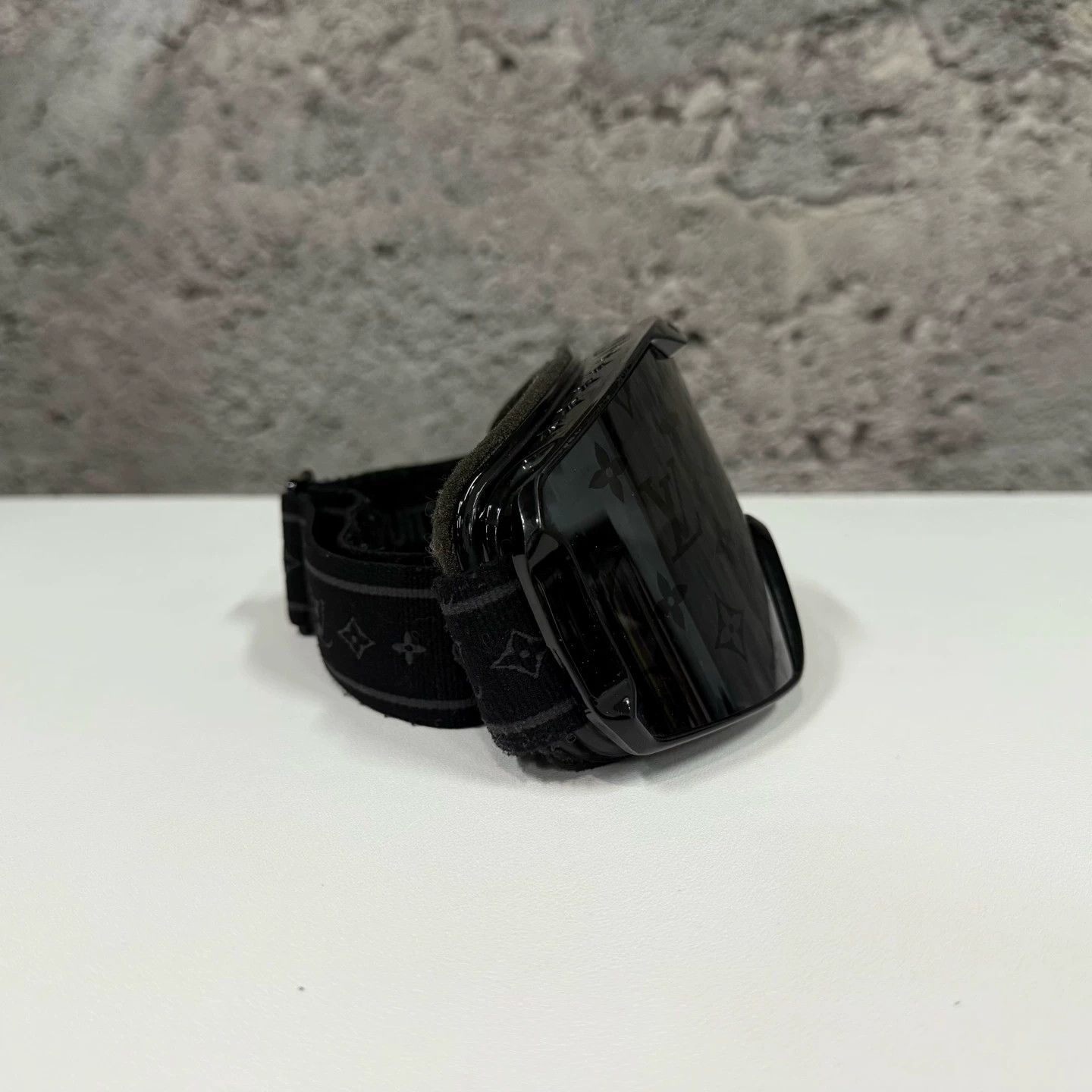 Louis Vuitton Louis Vuitton LV snow goggles Size ONE SIZE - 3 Thumbnail