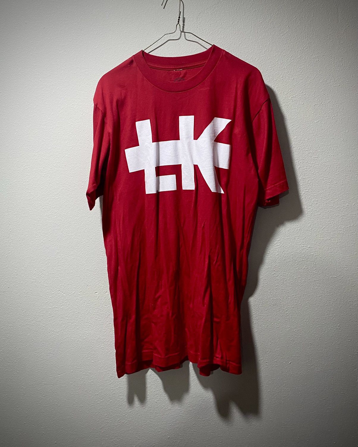 Last Kings last kings logo red tshirt Size US L / EU 52-54 / 3 - 1 Thumbnail
