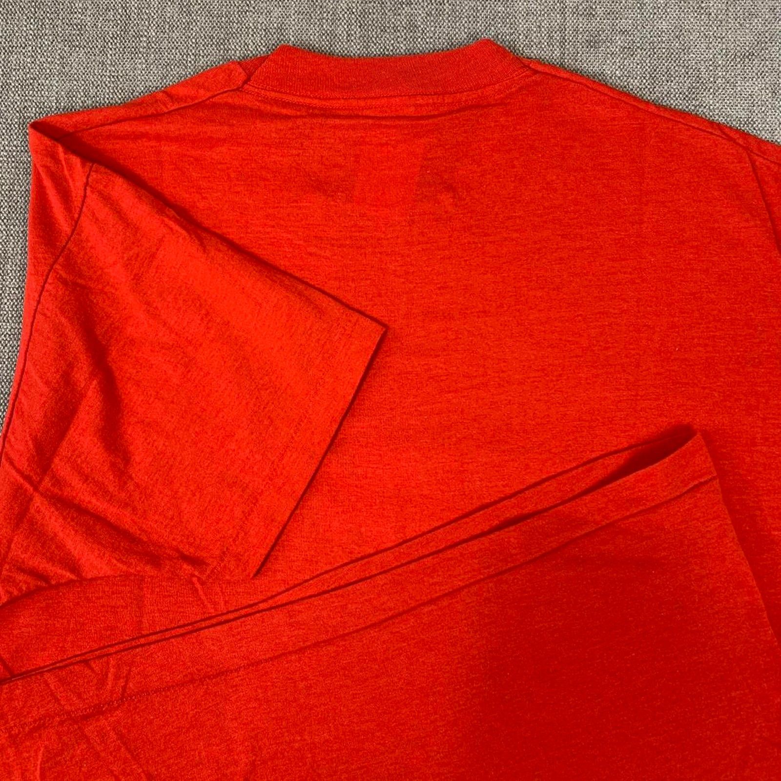 Vintage Vintage Ymca Midland Texas red t-shirt Size US XL / EU 56 / 4 - 5 Thumbnail