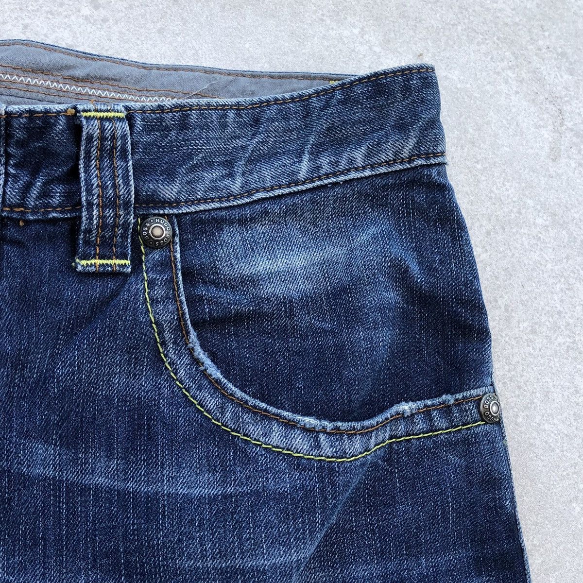 Hugo Boss Hugo Boss Straight Cut Denim Pants Size US 34 / EU 50 - 11 Thumbnail