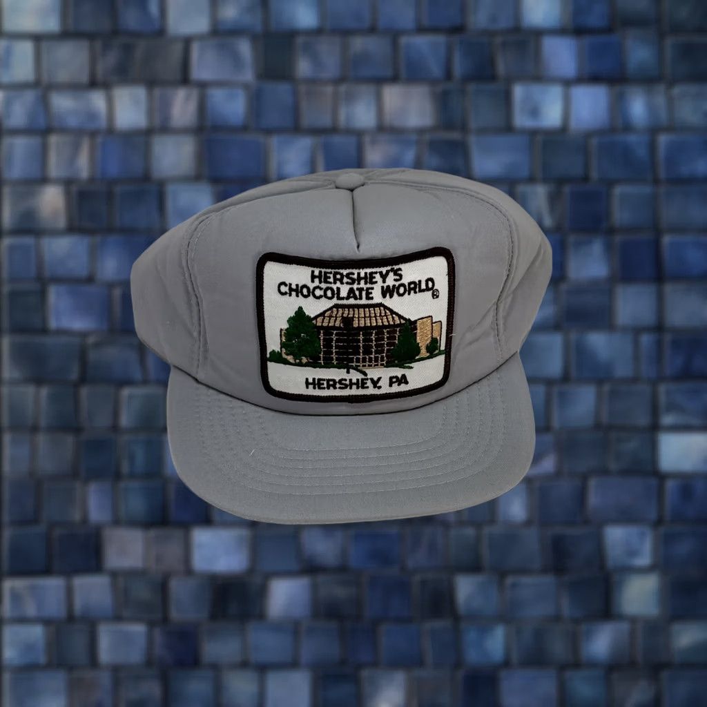 CHOCOOLATE VINTAGE Hersheys Chocolate World Mens Hat Cap Patch Gray Insulated Snapback Size ONE SIZE - 1 Thumbnail