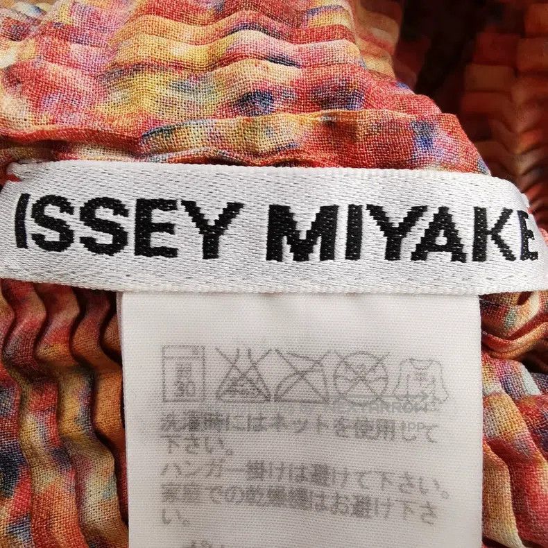 Issey Miyake Issey Miyake V-neck color-block top Size M / US 6-8 / IT 42-44 - 4 Thumbnail