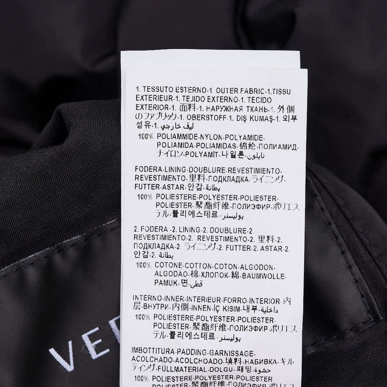 Versace Versace Wear a padded jacket on both sides Size US S / EU 44-46 / 1 - 7 Thumbnail