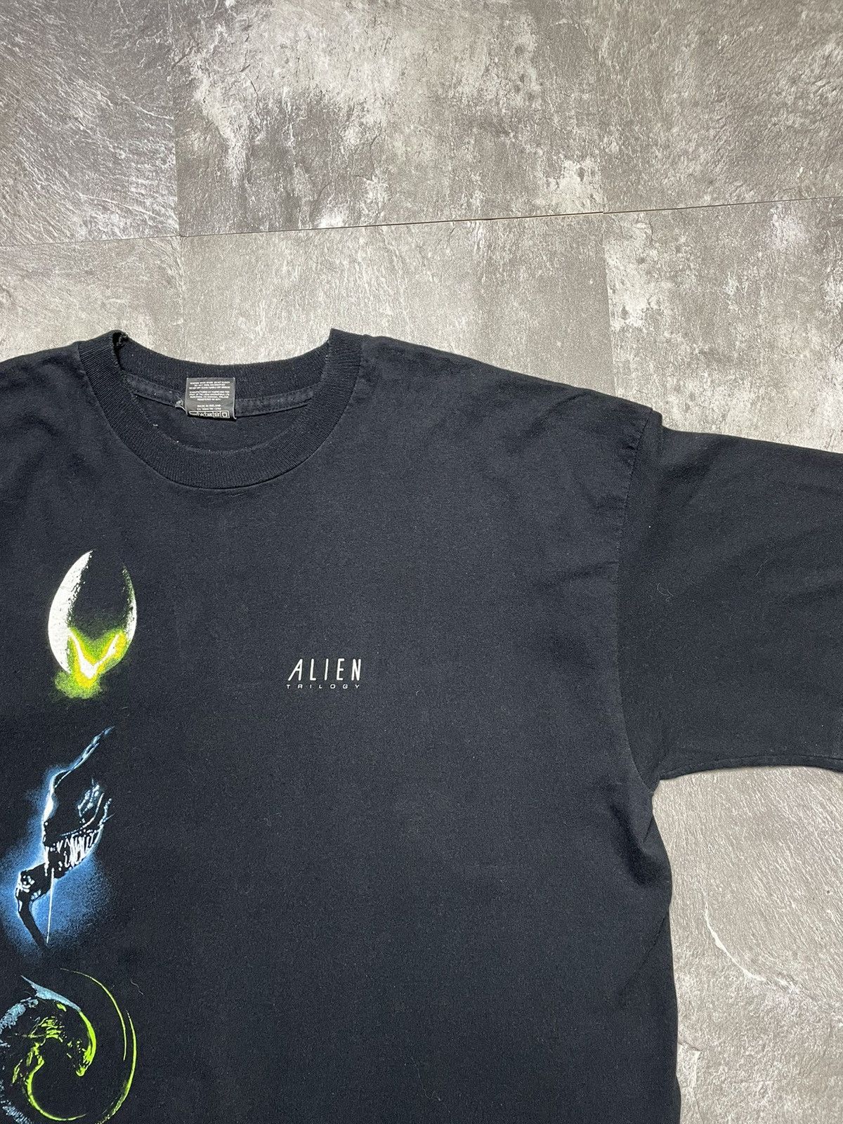 Vintage Vintage 1993 Alien Trilogy Movie Promo T Shirt Screen Sters Size US XL / EU 56 / 4 - 5 Thumbnail
