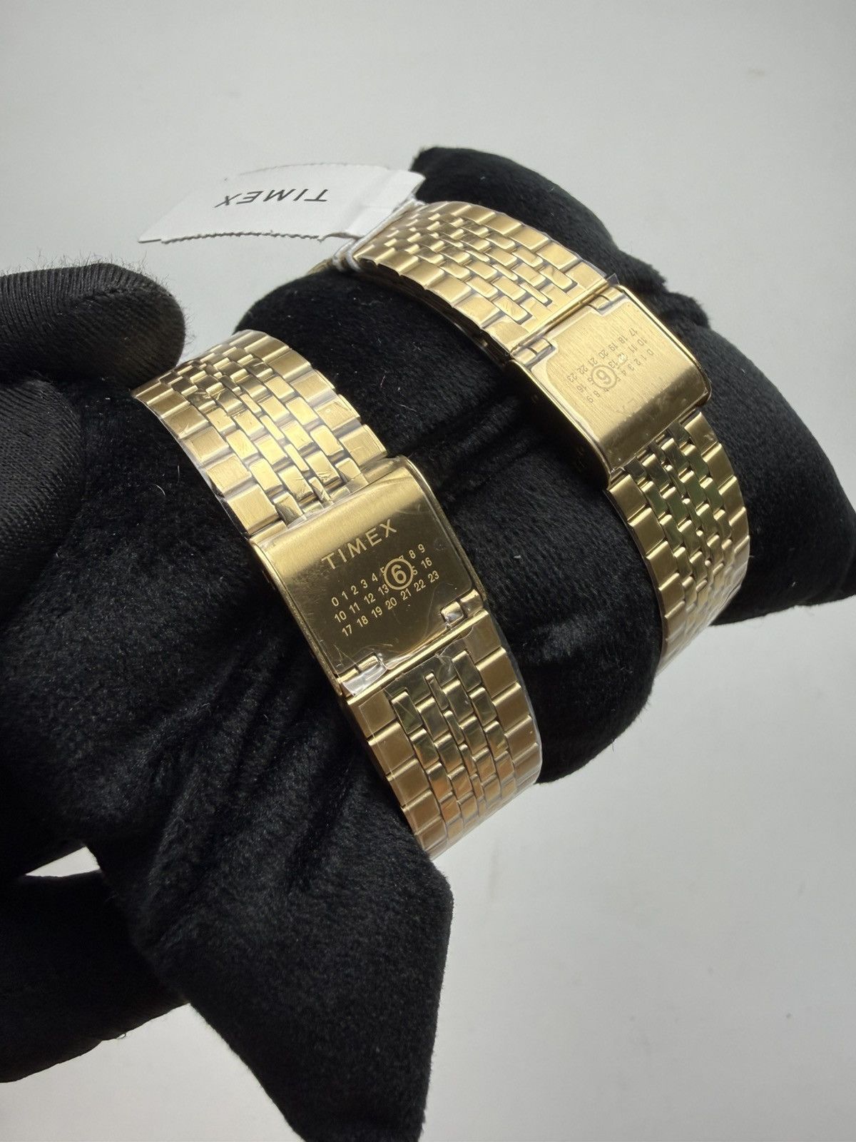 Maison Margiela × Timex Maison Margiela x Timex T80 Gold Watch Size ONE SIZE - 6 Thumbnail