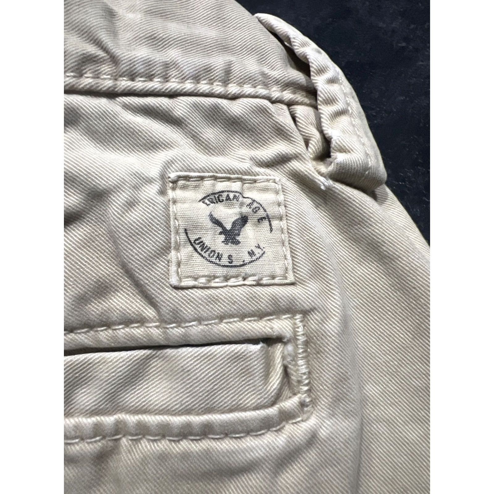 American Eagle Outfitters American Eagle Mens Size 30 Prep Fit Shorts 100% Cotton Cargo Beige Size US 30 / EU 46 - 6 Thumbnail