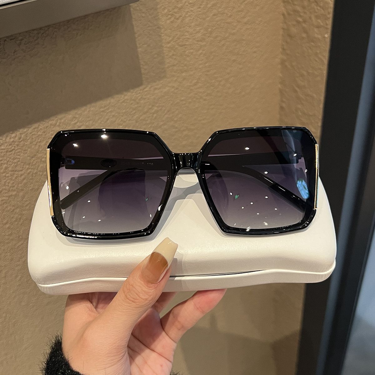 VIBE New Design Street ins style custom avant-garde sunglasses Size ONE SIZE - 5 Thumbnail