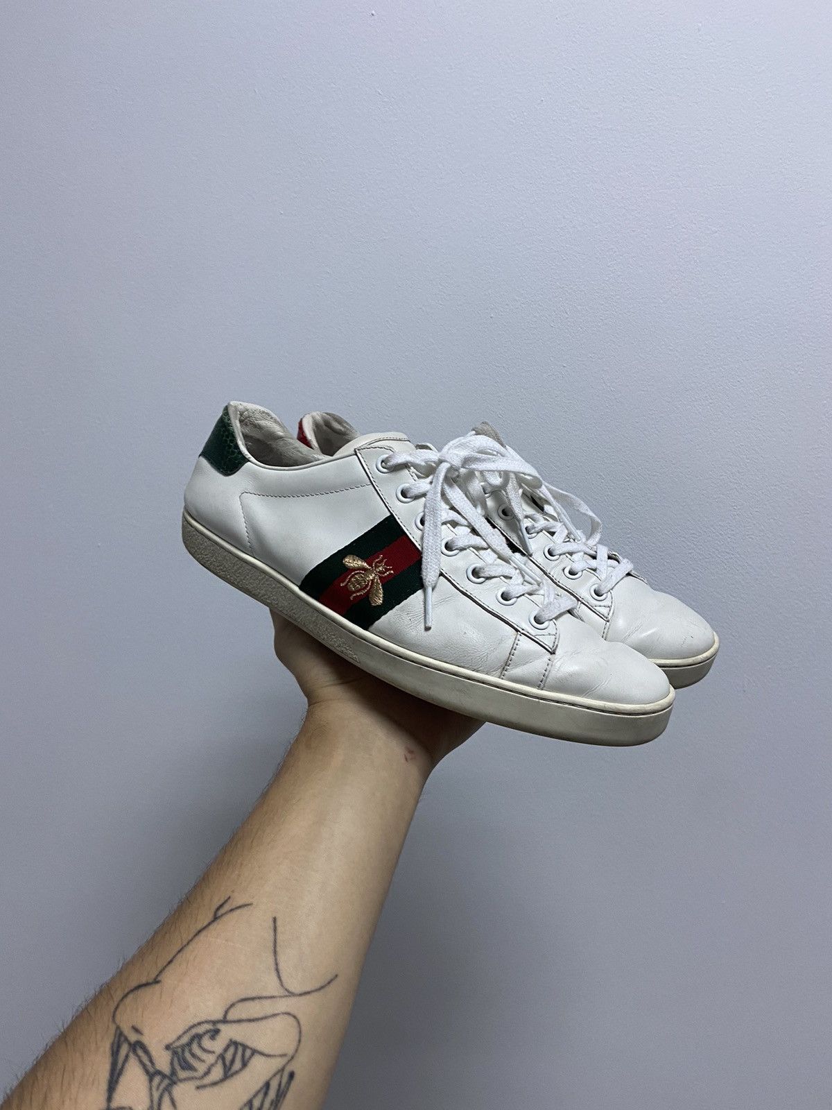 Gucci Gucci Ace Bee Leather Sneakers Vintage Small Logo Web Luxury ...