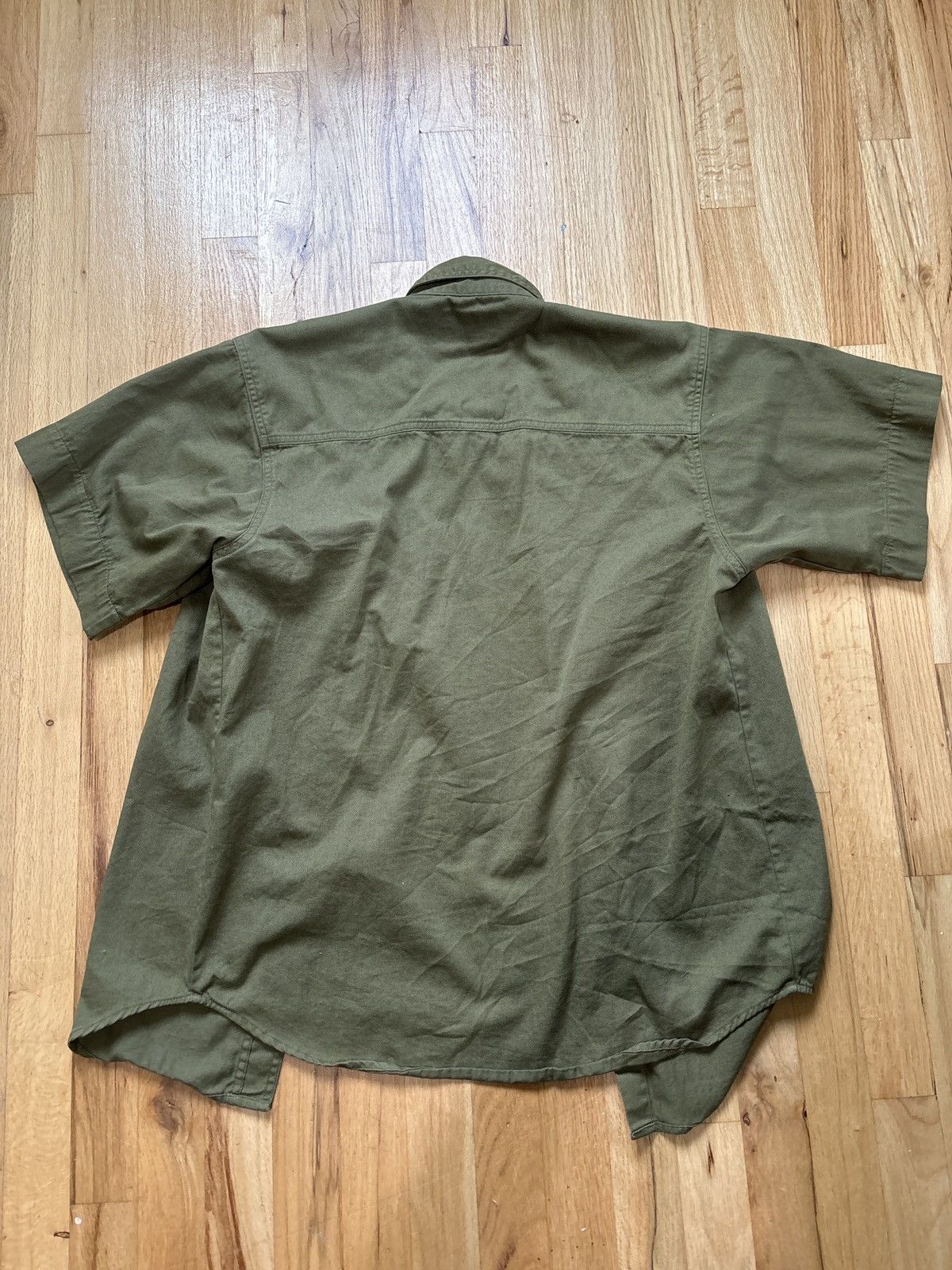 Other Green Short Button Up Size US S / EU 44-46 / 1 - 2 Thumbnail