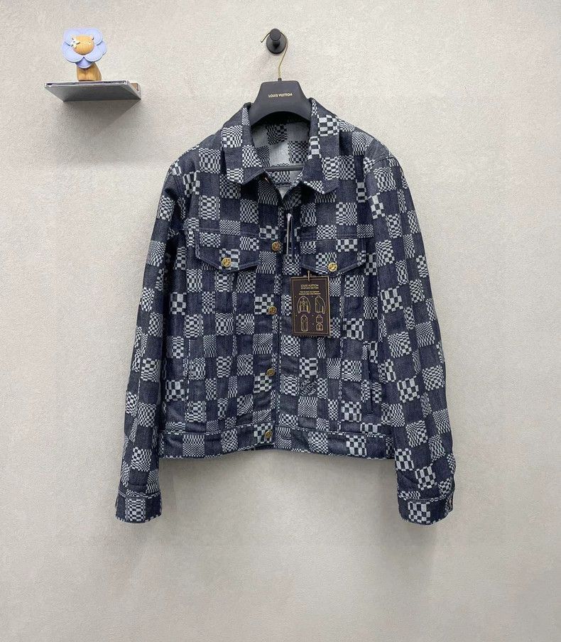 Louis Vuitton Louis Vuitton Black checkerboard denim jacket Size US L / EU 52-54 / 3 - 1 Thumbnail