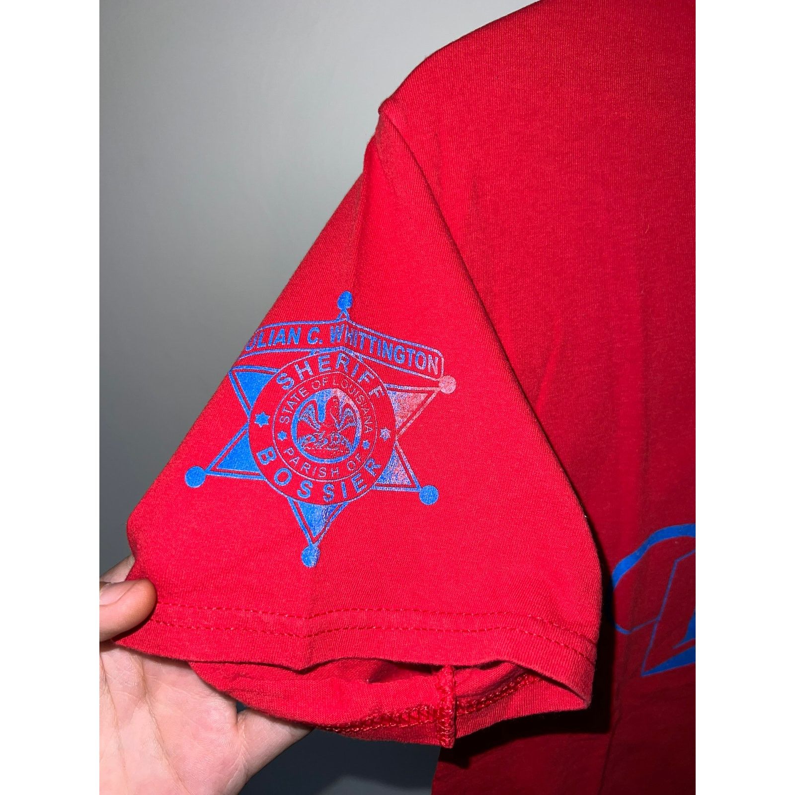 Fruit Of The Loom Vintage Dare Shirt To Resist Drugs & Violence Red Tee 2000s Size US S / EU 44-46 / 1 - 4 Thumbnail