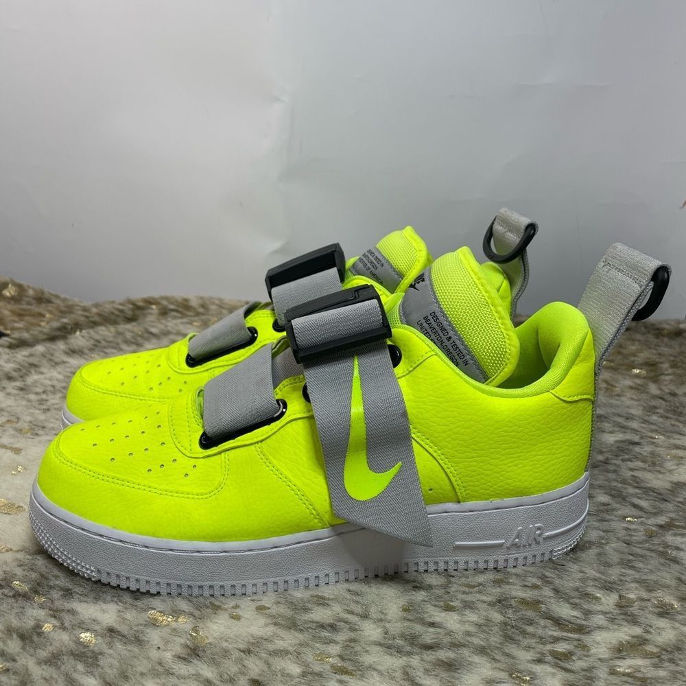 Nike Nike Air Force 1 Utility Neon Sneakers Size 9 Size US 9 / EU 42 - 4 Thumbnail