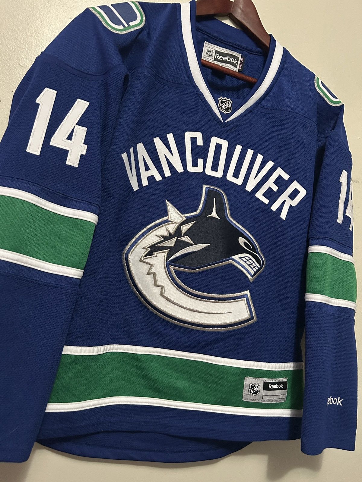 NHL × Reebok Reebok Vancouver Canucks Alex Burrows NHL Jersey Size M / US 6-8 / IT 42-44 - 3 Thumbnail