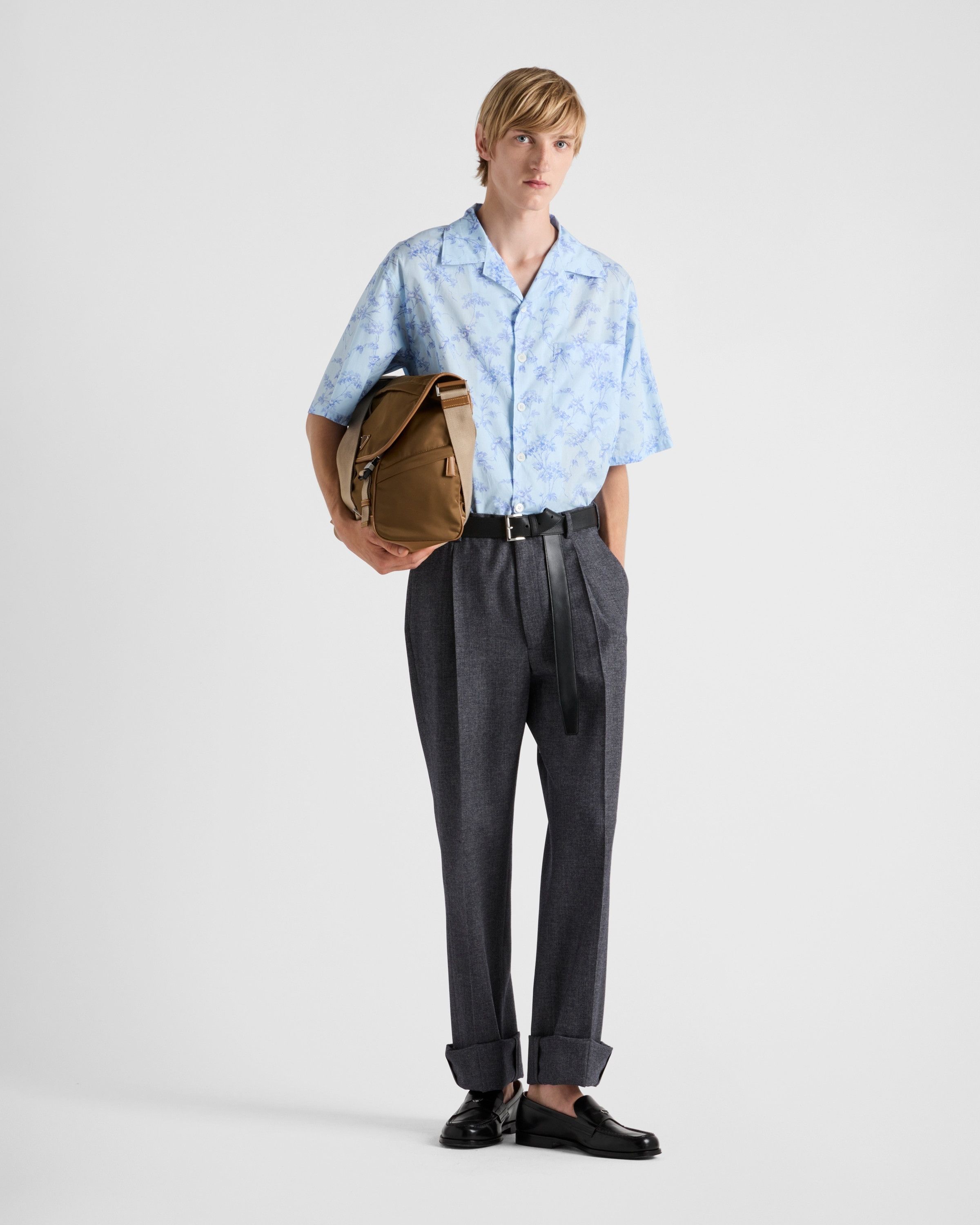 Prada o1bcso1str1025 Short-Sleeved Printed Cotton Shirt in Blue Size US S / EU 44-46 / 1 - 2 Thumbnail