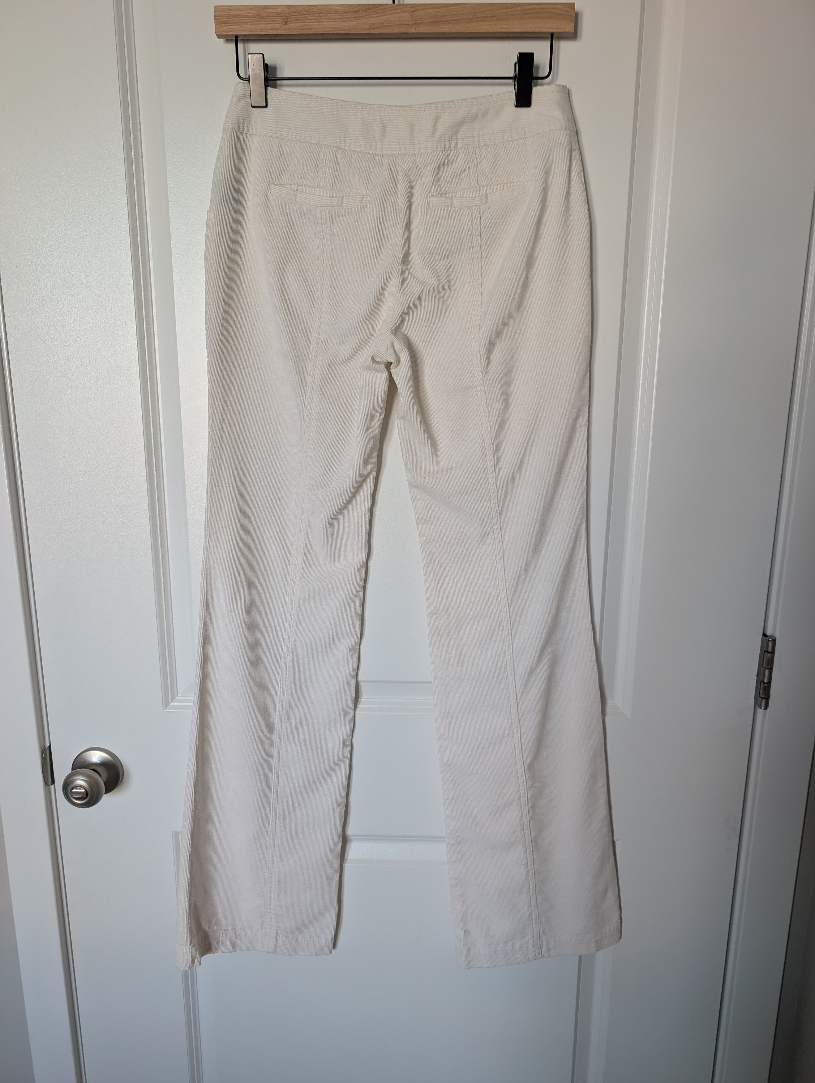 Marc Jacobs Marc Jacobs Corduroy Flare Pants Size 27" / US 4 / IT 40 - 4 Thumbnail
