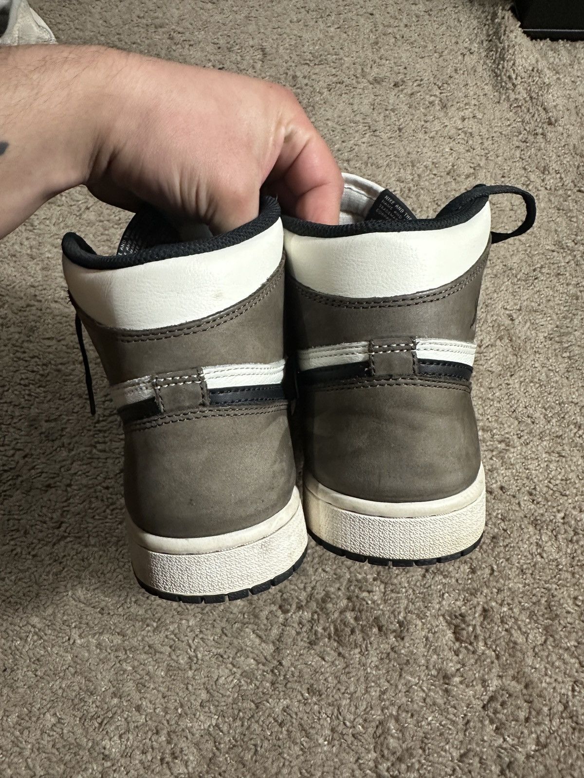 Jordan Brand × Travis Scott Jordan 1 Mocha Size US 8 / EU 41 - 5 Thumbnail