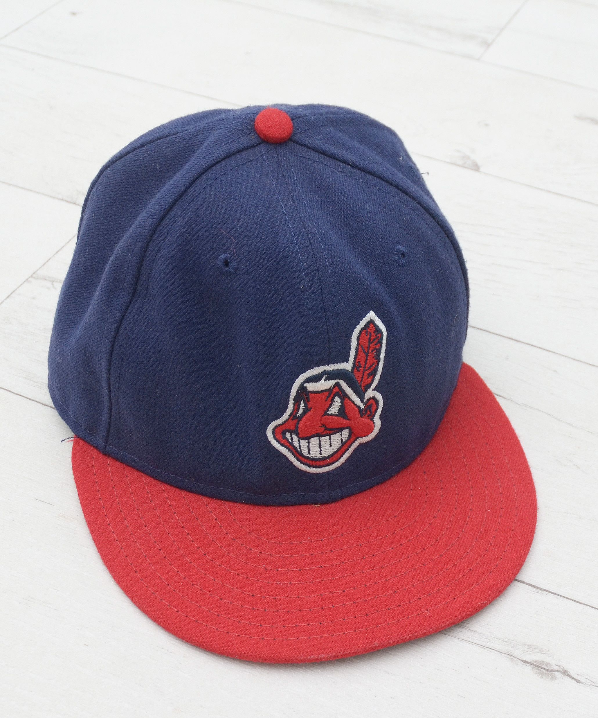 MLB × NBA × New Era SZ 7 1/8 Navy Red CLEVELAND INDIANS CHIEF WAHOO New Era Hat Size ONE SIZE - 4 Thumbnail