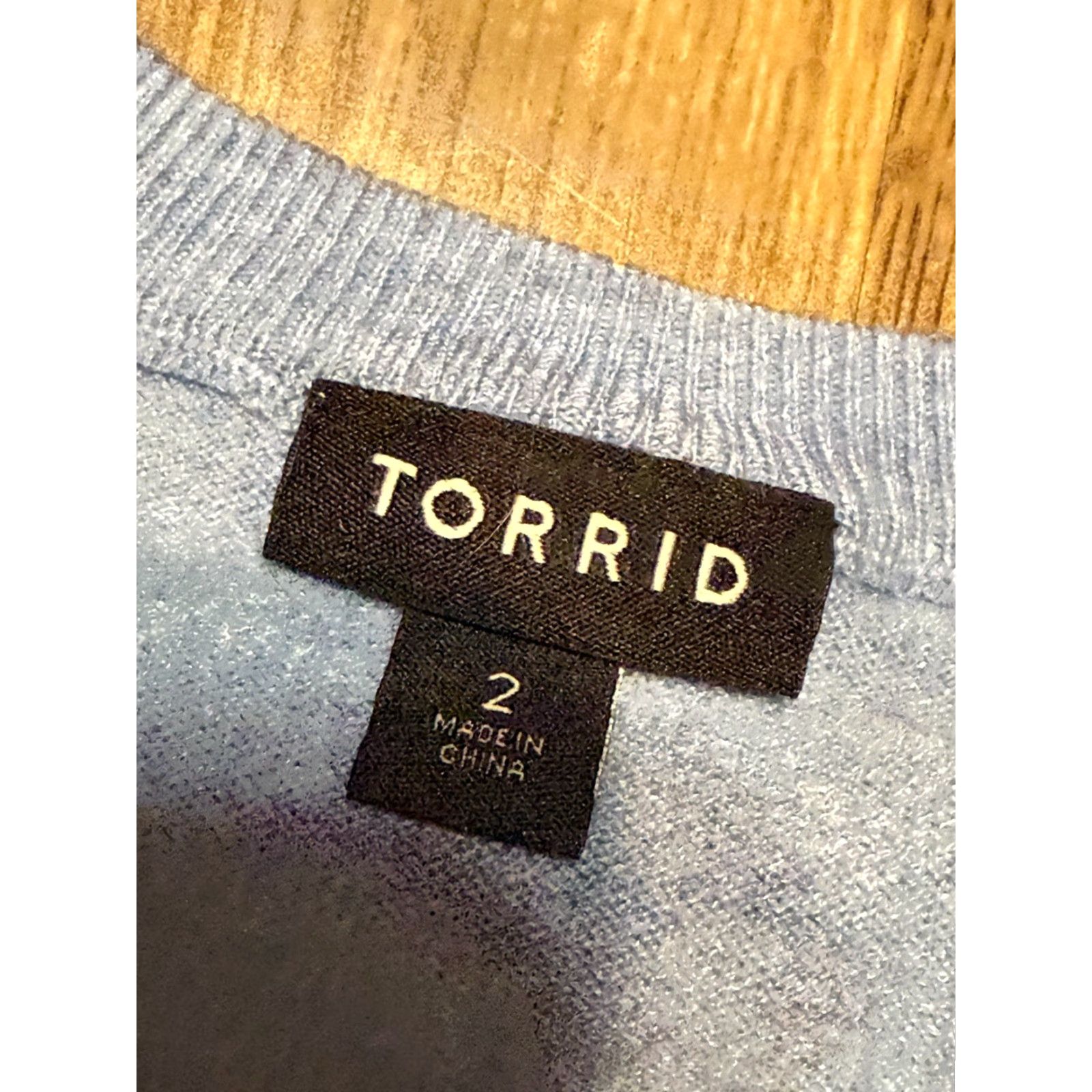 Torrid Torrid Shirt Women 2X Blue Long Sleeve Crewneck Pullover Crew Neck T-Shirt Casual Modern Fall Spring Summer Size XXL / US 16-18 / IT 52-54 - 5 Thumbnail