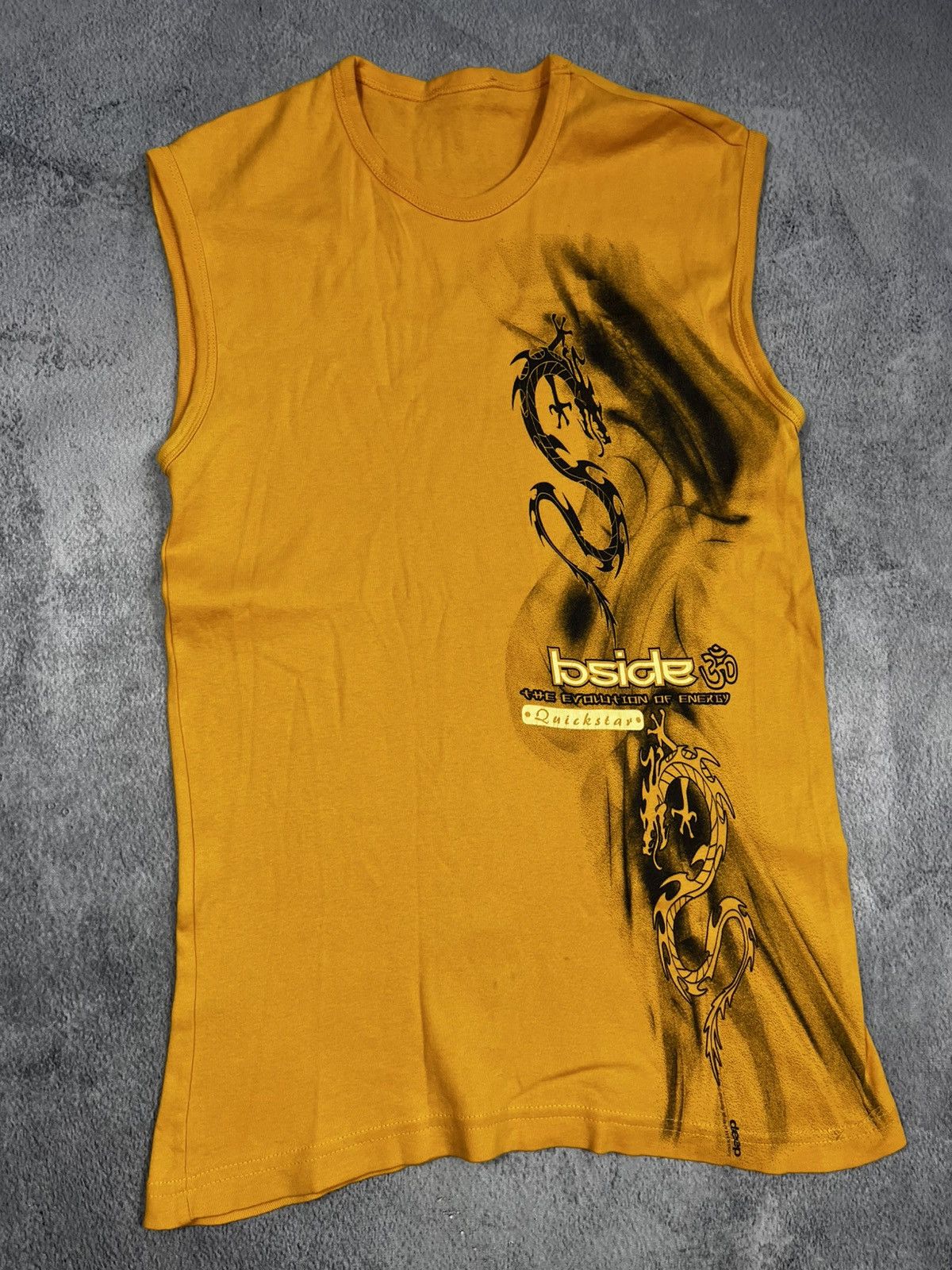 Other Vintage Y2K Japanese printed faded tank top streetwear Size US M / EU 48-50 / 2 - 2 Thumbnail
