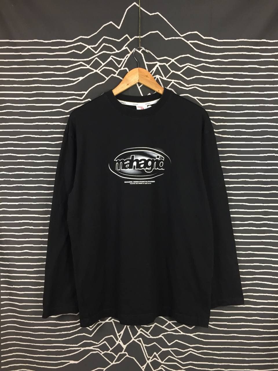 Other Mahagrid MGD Design Studio Spell Out Logo Longsleeve Tee Size US L / EU 52-54 / 3 - 1 Thumbnail