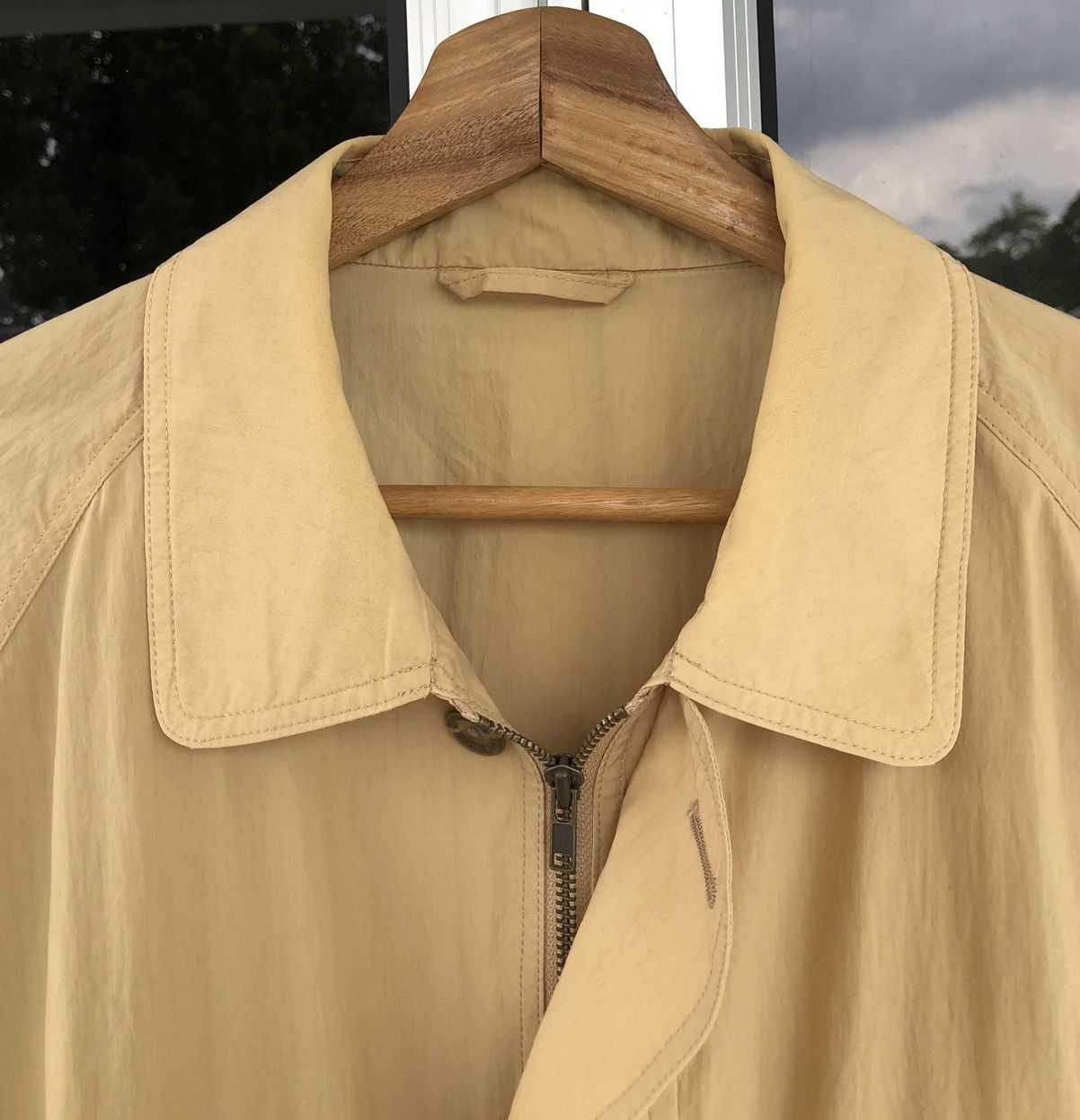 Burberry Vintage Burberrys Embroidered Logo Light Zipper Jacket Size US M / EU 48-50 / 2 - 19 Thumbnail