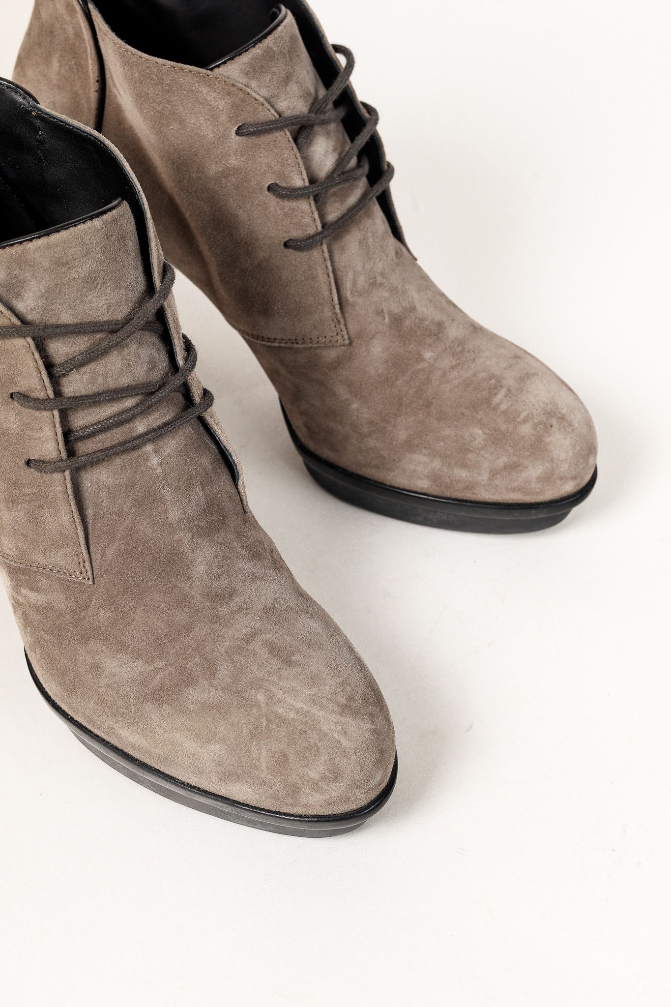 Tod's Tod's Taupe Suede Rubber Sole Platform Heel Bootie Size US 9 / IT 39 - 6 Thumbnail