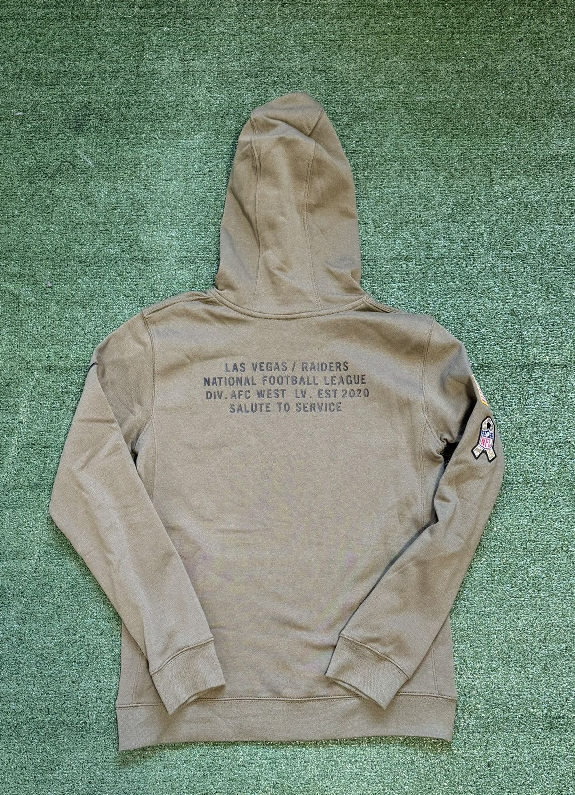 Nike Las Vegas Raiders Hoodie Nike Salute To Service Youth Size US XL / EU 56 / 4 - 5 Thumbnail
