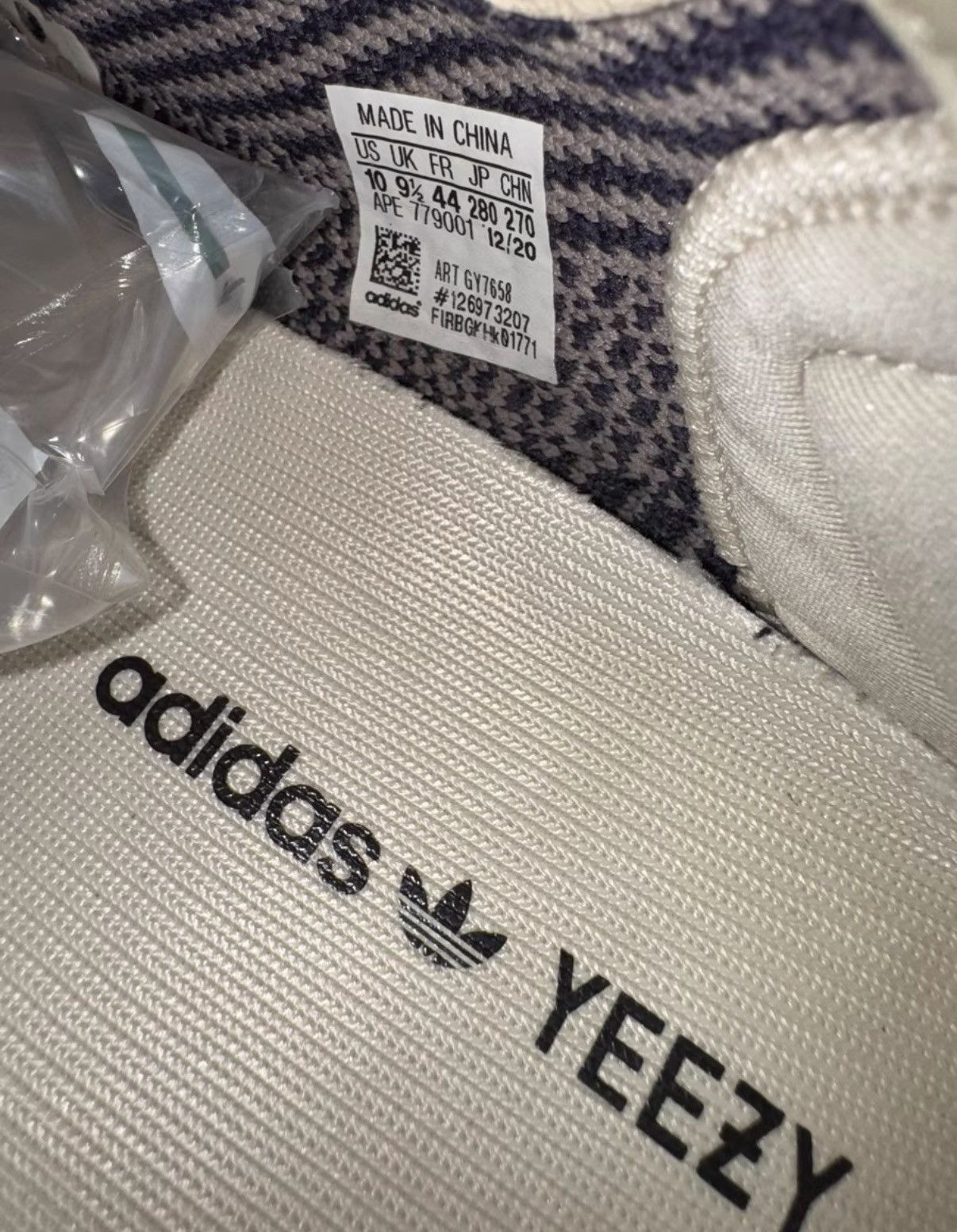 Adidas Adidas Yeezy 350 V2 Ash Pearl, Style Code GY7658 K37 Size US 9.5 / EU 42-43 - 4 Thumbnail
