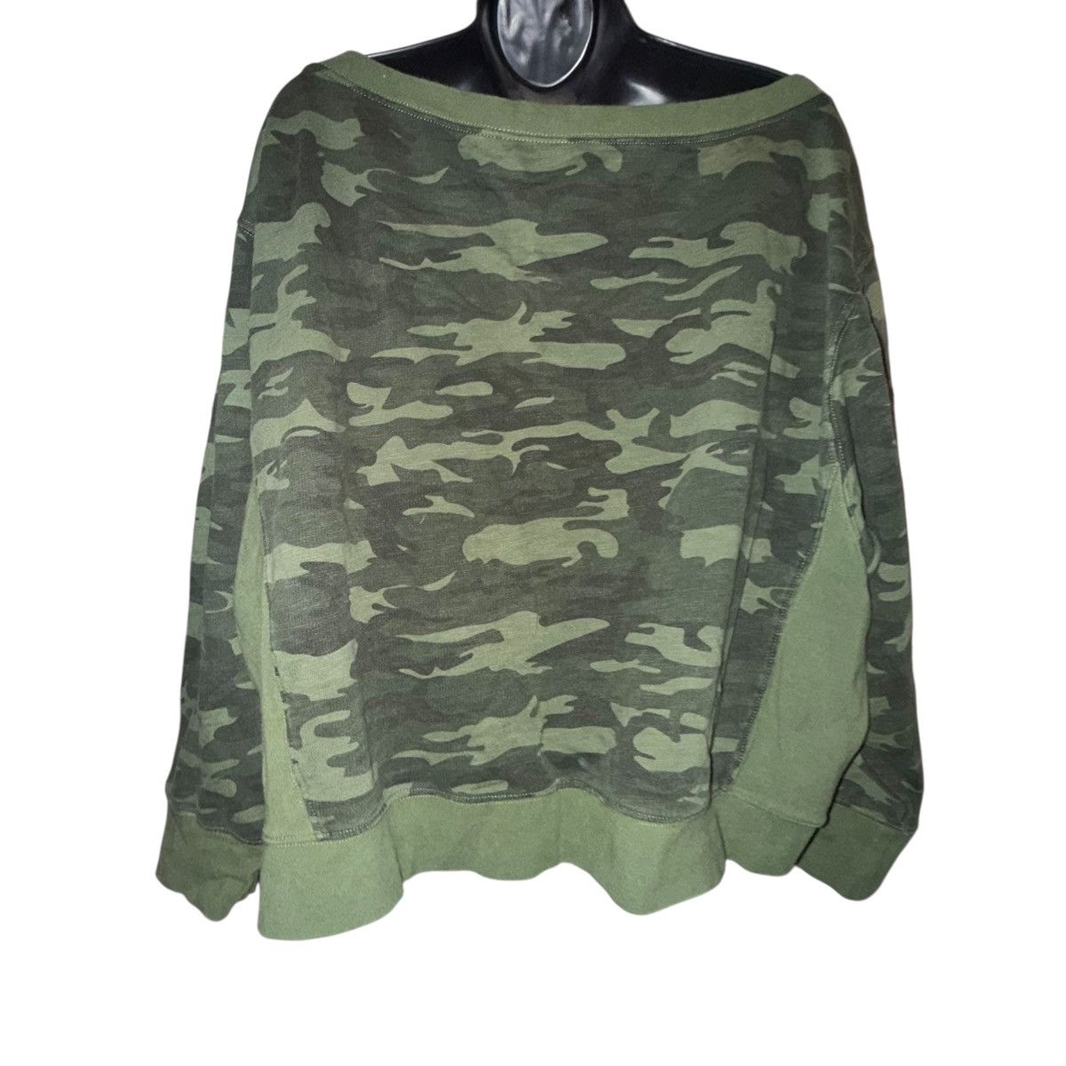 Good American Good American wide neck camouflage sweatshirt Size XL / US 12-14 / IT 48-50 - 6 Thumbnail