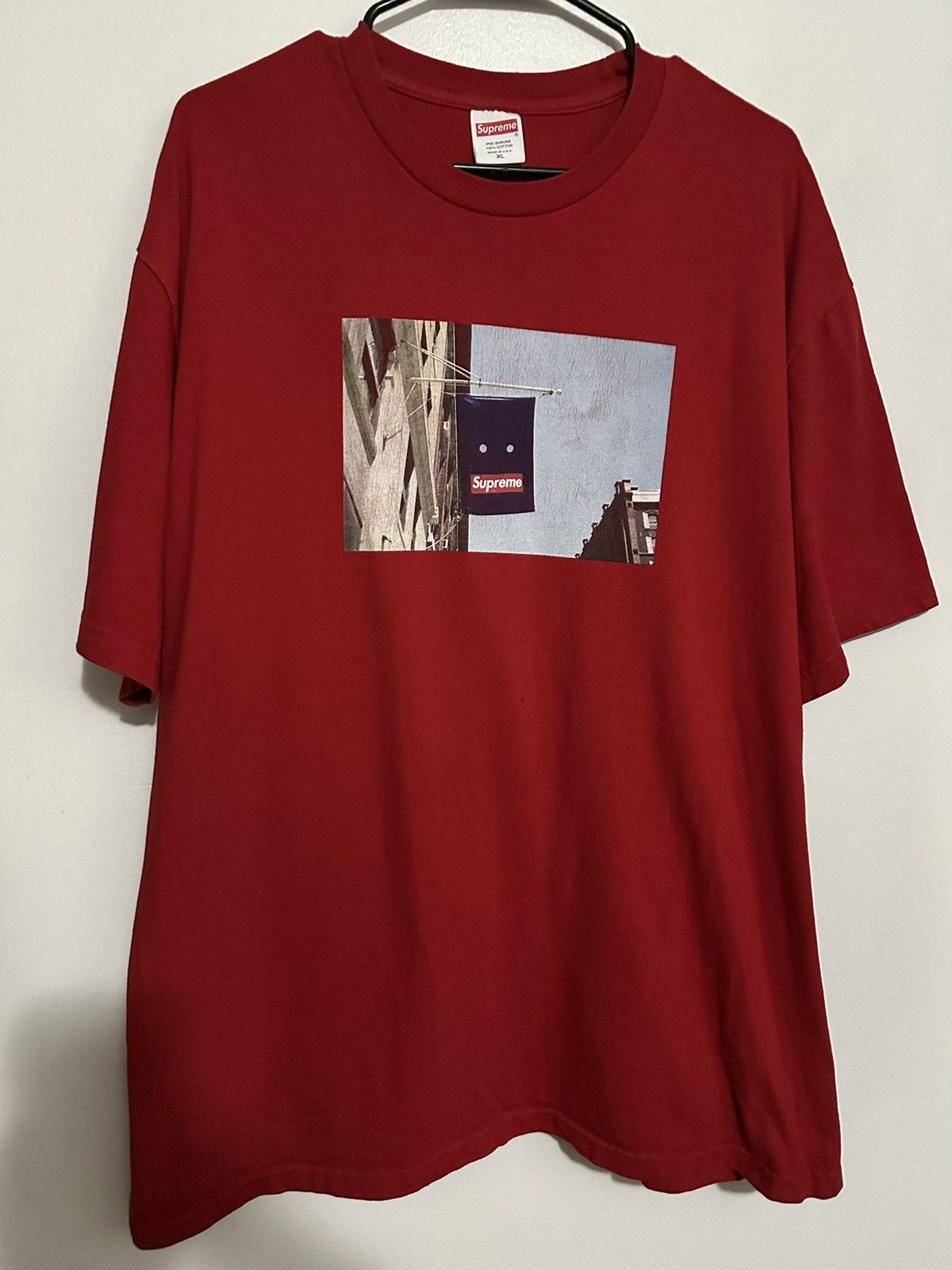 Supreme Supreme Banner Tee Size US XL / EU 56 / 4 - 1 Thumbnail