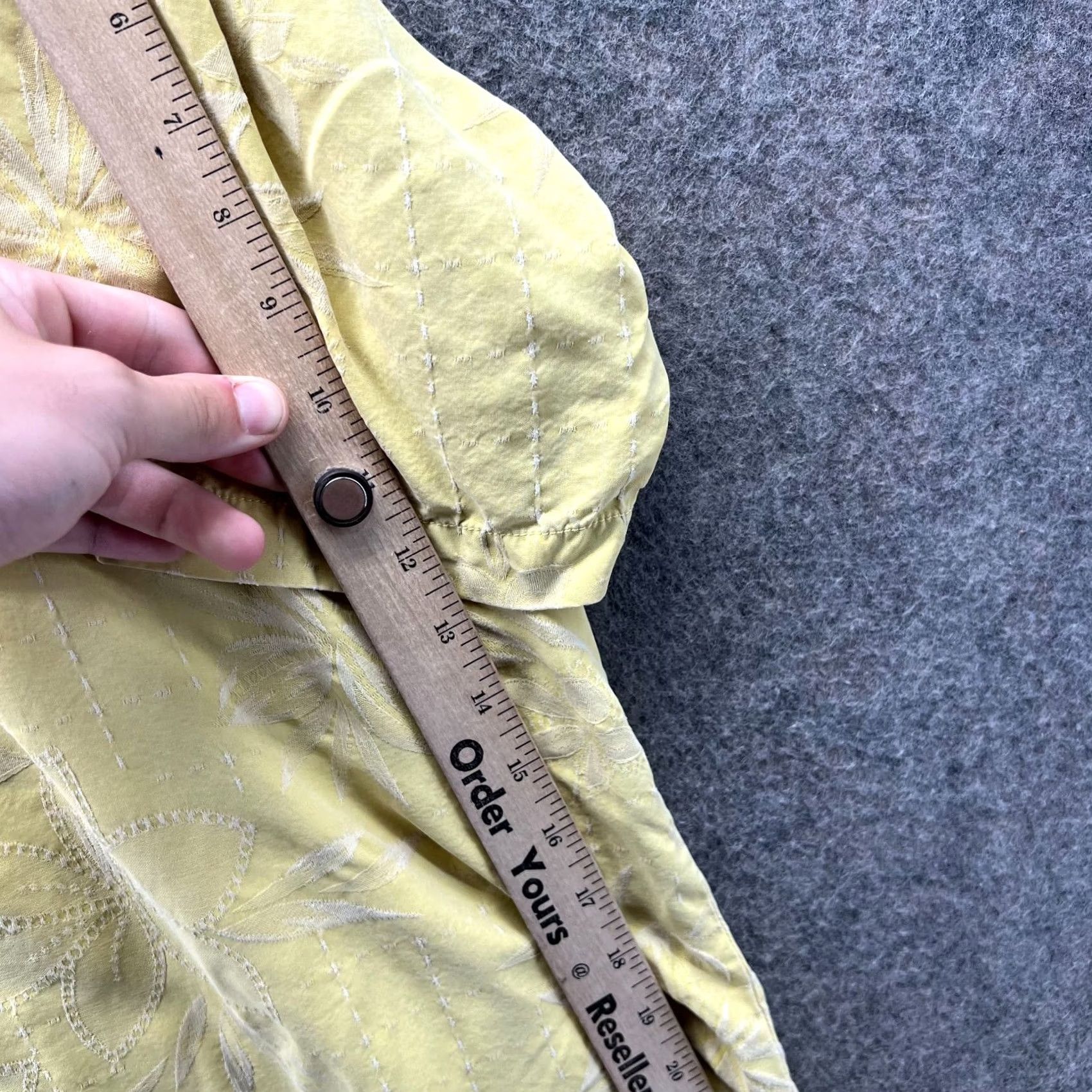 Tommy Bahama Tommy Bahama Shirt Mens Extra Large Yellow Silk Button Down Hawaiian Paradise Camp Floral - Vintage Size US XL / EU 56 / 4 - 4 Thumbnail