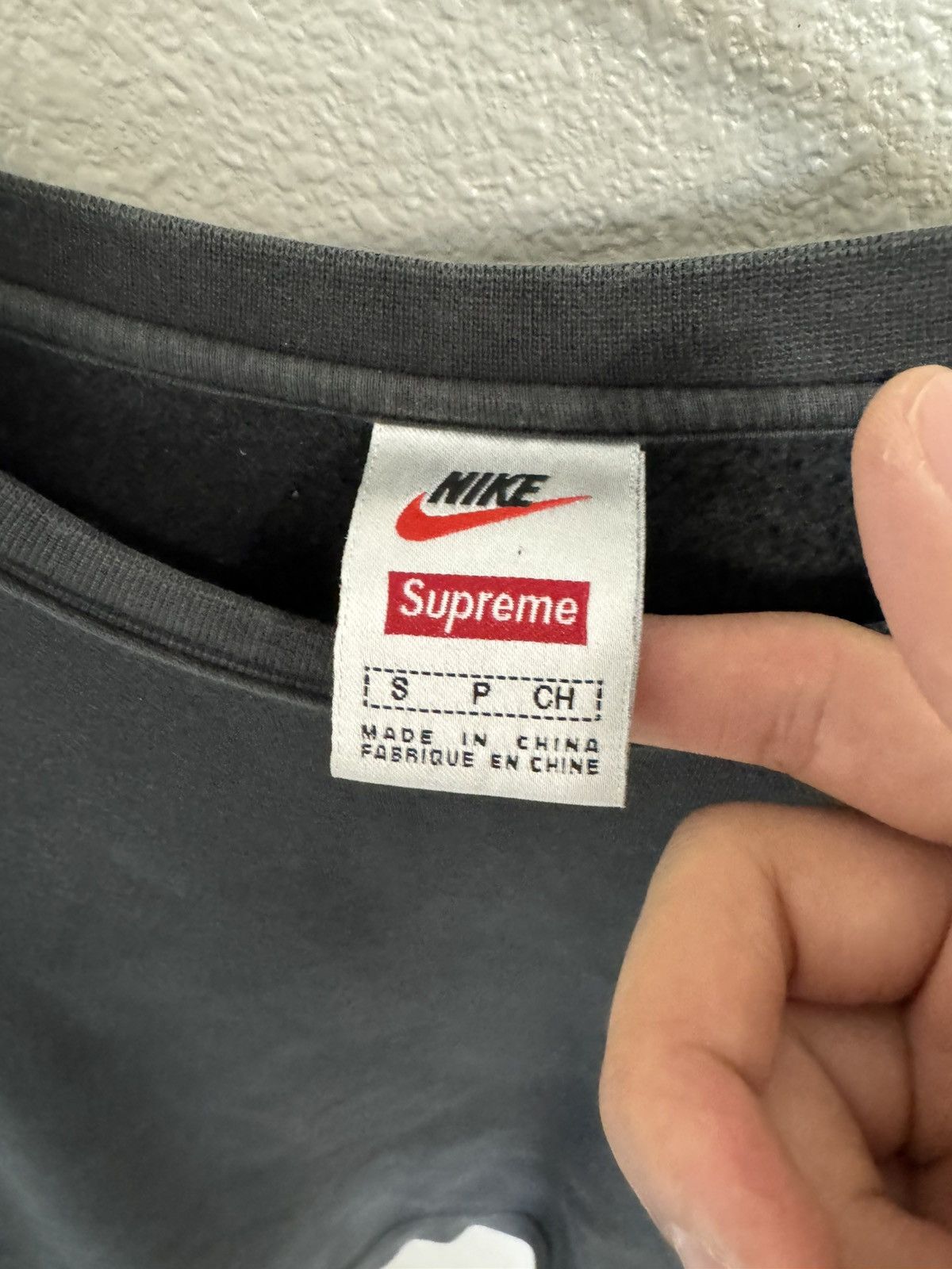Nike × Supreme Nike x Supreme 2018 Small Sweatshirt Size US S / EU 44-46 / 1 - 2 Thumbnail