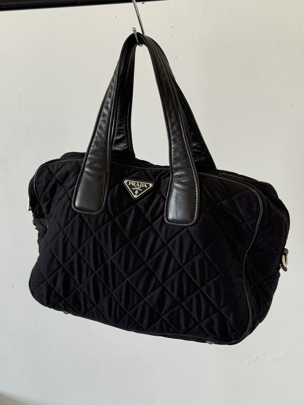Prada Prada Black Quilted handbag with triangle Size ONE SIZE - 1 Thumbnail
