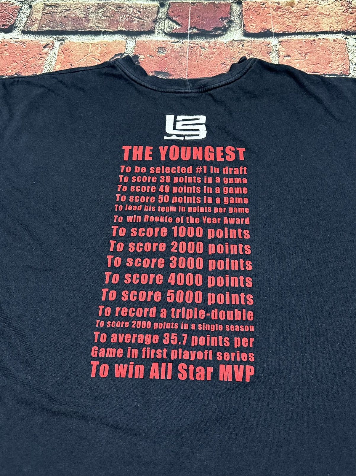 Nike Vintage Y2K Nike LeBron James L23 T-Shirt The Youngest Size US L / EU 52-54 / 3 - 6 Thumbnail