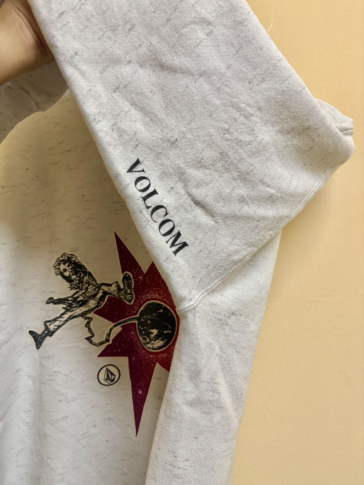 Vintage Vintage 90s Rare Volcom Skateboard Sweatshirt Size US L / EU 52-54 / 3 - 4 Thumbnail