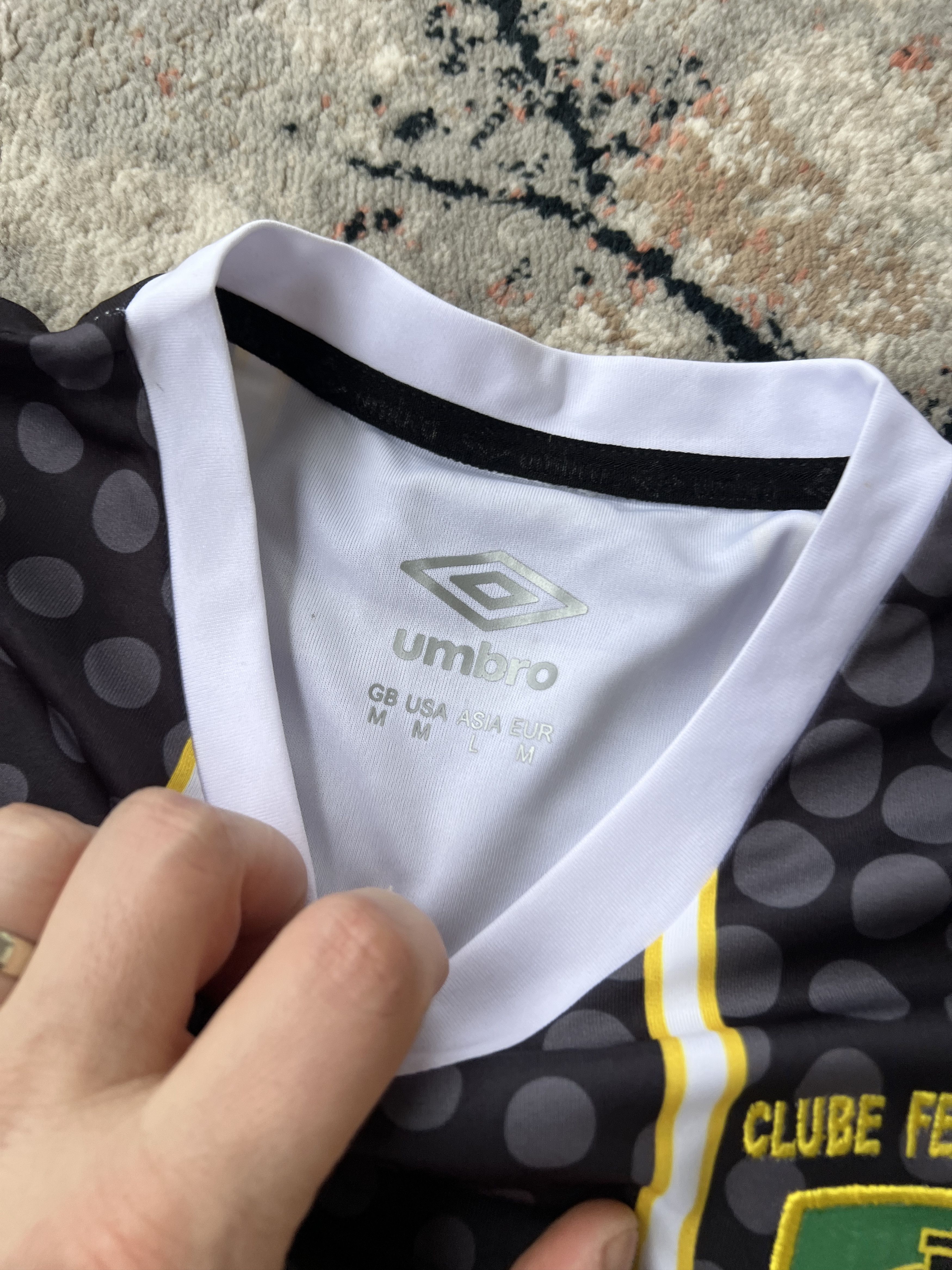Umbro Umbro Clube Ferroviario Beira Football Jersey Size US M / EU 48-50 / 2 - 3 Thumbnail