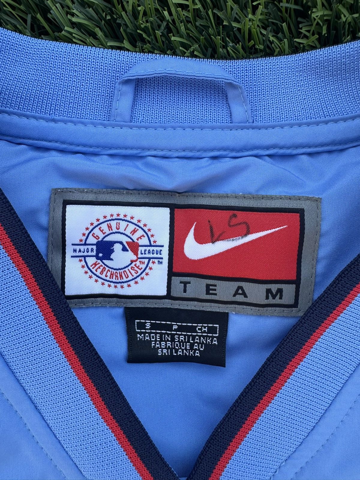 Nike Vintage y2k Nike blue center swoosh Minnesota Twins pullover Size US S / EU 44-46 / 1 - 3 Thumbnail