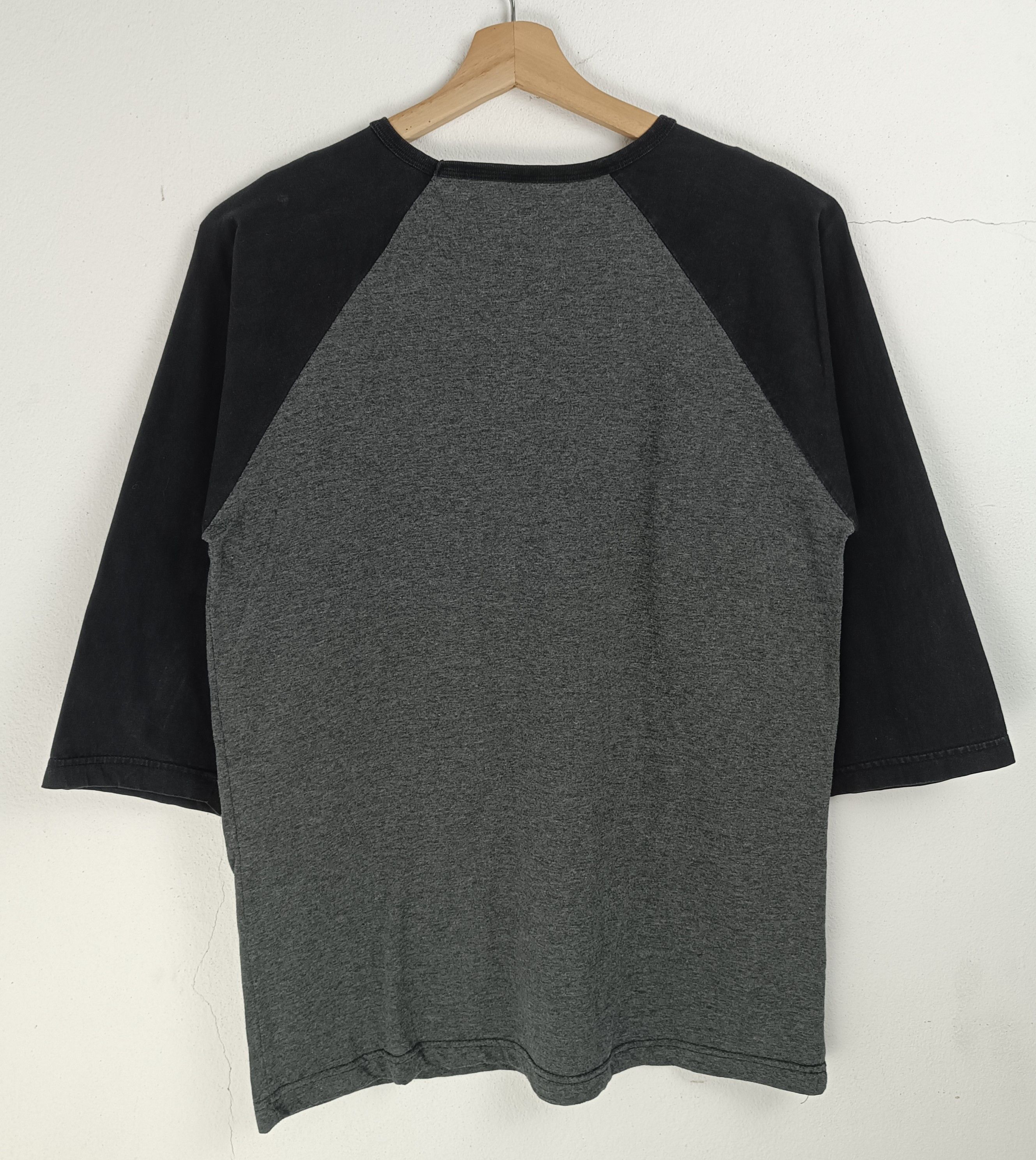 Japanese Brand VINTAGE FOO FIGHTERS LOGO TEE nirvana grunge alice Size US M / EU 48-50 / 2 - 4 Thumbnail