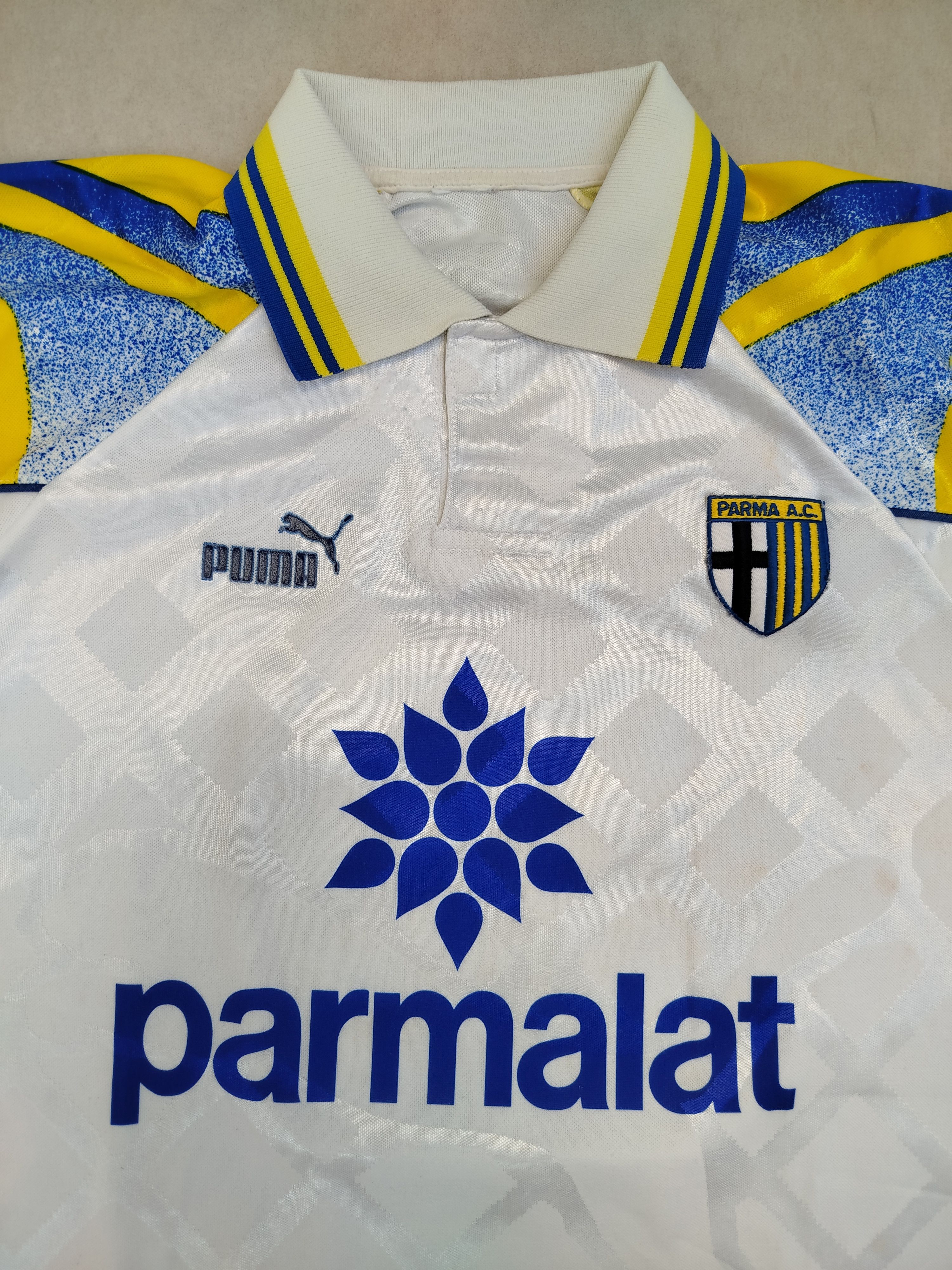 Puma Vintage PUMA PARMA 1995 home soccer jersey Size US XL / EU 56 / 4 - 2 Thumbnail