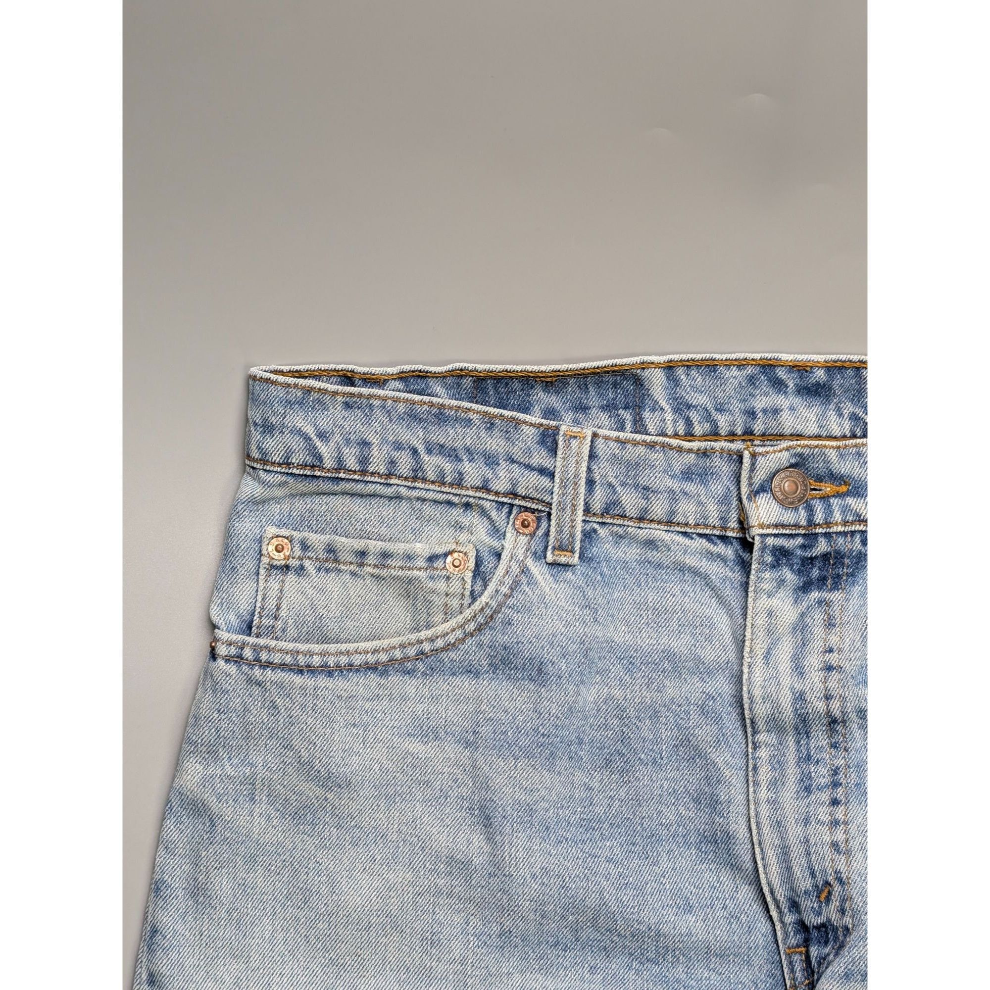 Levi's Levi's 550 Made In USA Light Wash Denim Jeans Pants (Y1084) Size US 36 / EU 52 - 3 Thumbnail
