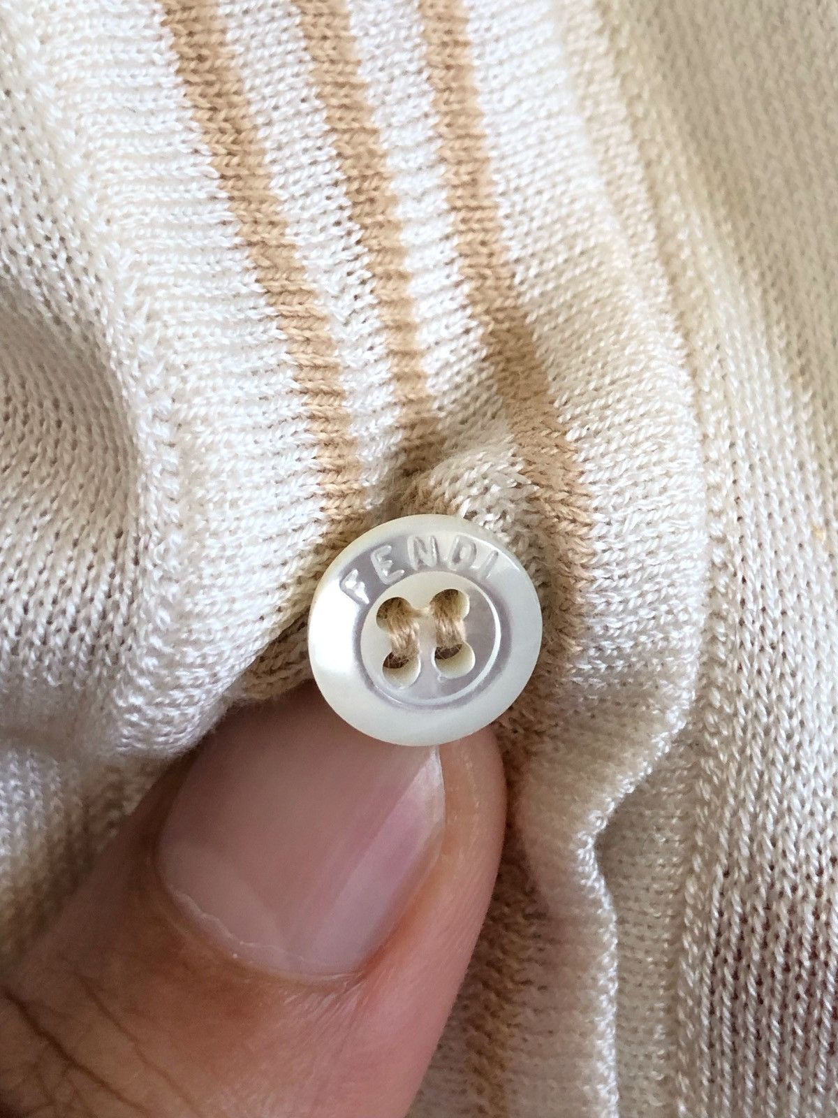 Fendi SOFT COTTON KNIT CARDIGAN Size XS / US 0-2 / IT 36-38 - 5 Thumbnail
