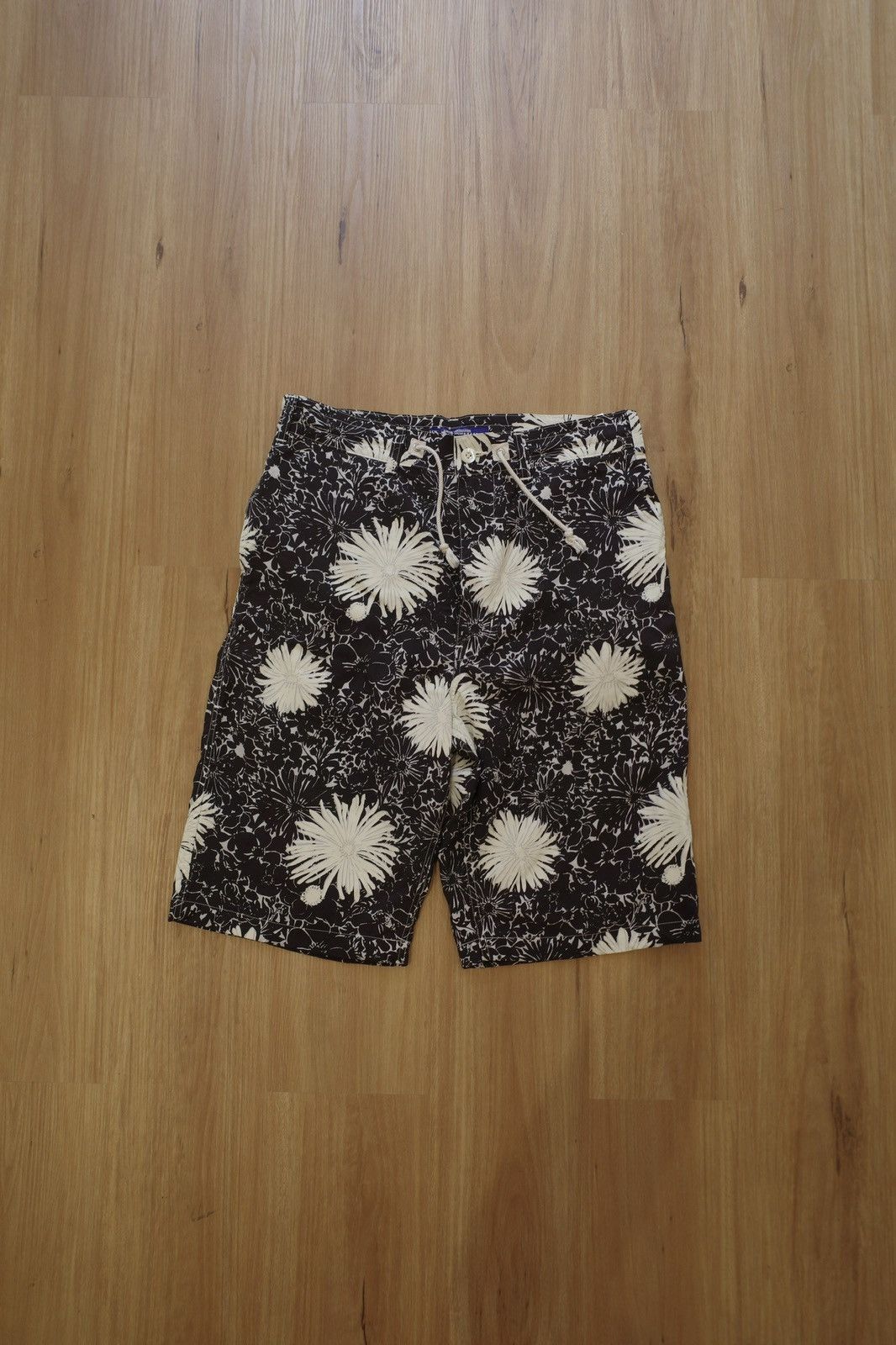 Junya Watanabe Junya Watanabe MAN SS16 Flower Shorts Size US 34 / EU 50 - 1 Preview