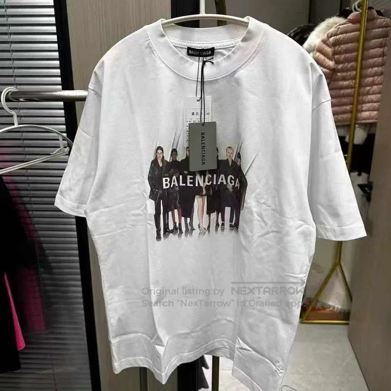 Balenciaga Balenciaga White portrait short sleeve Size US XS / EU 42 / 0 - 1 Thumbnail