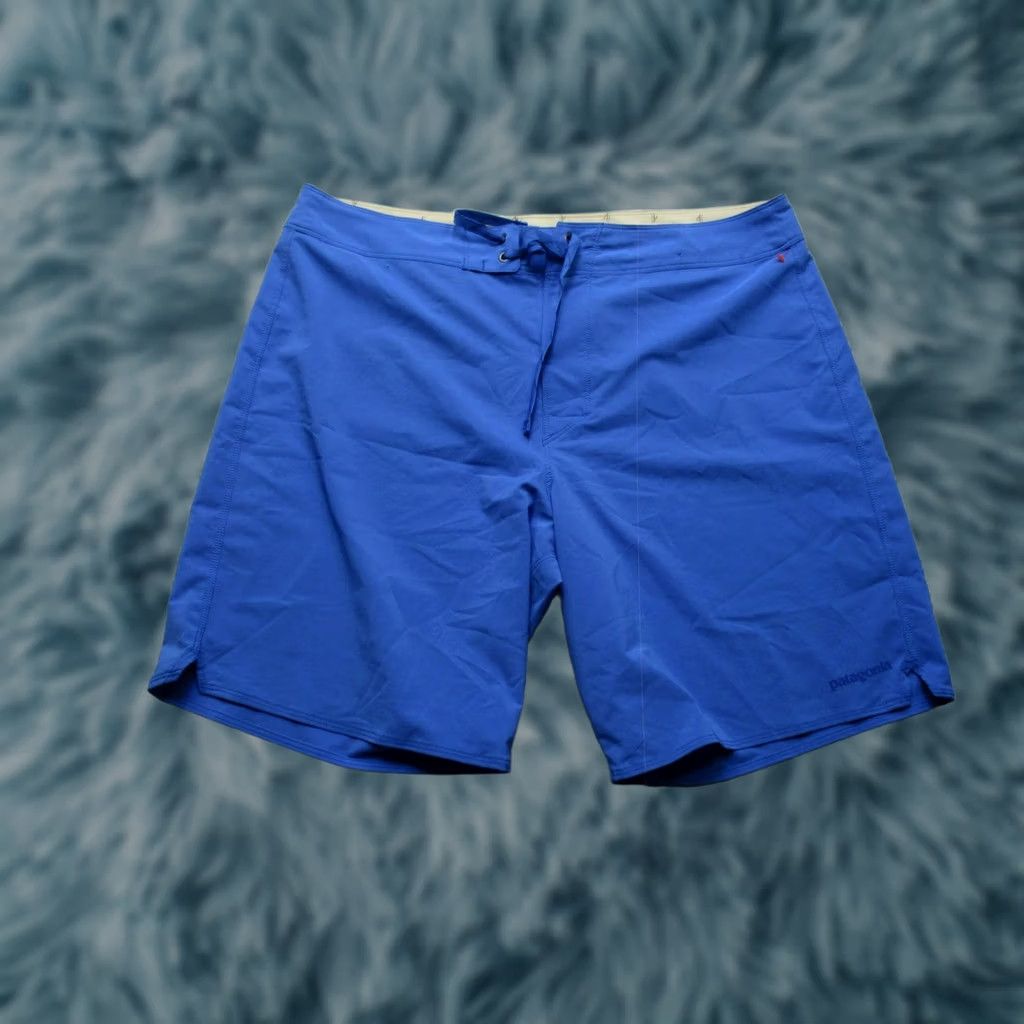 Patagonia Patagonia Board Shorts Mens 36 Blue Swim Trunks Surf Quick Dry Stretch Back Pocket Size US 36 / EU 52 - 1 Thumbnail