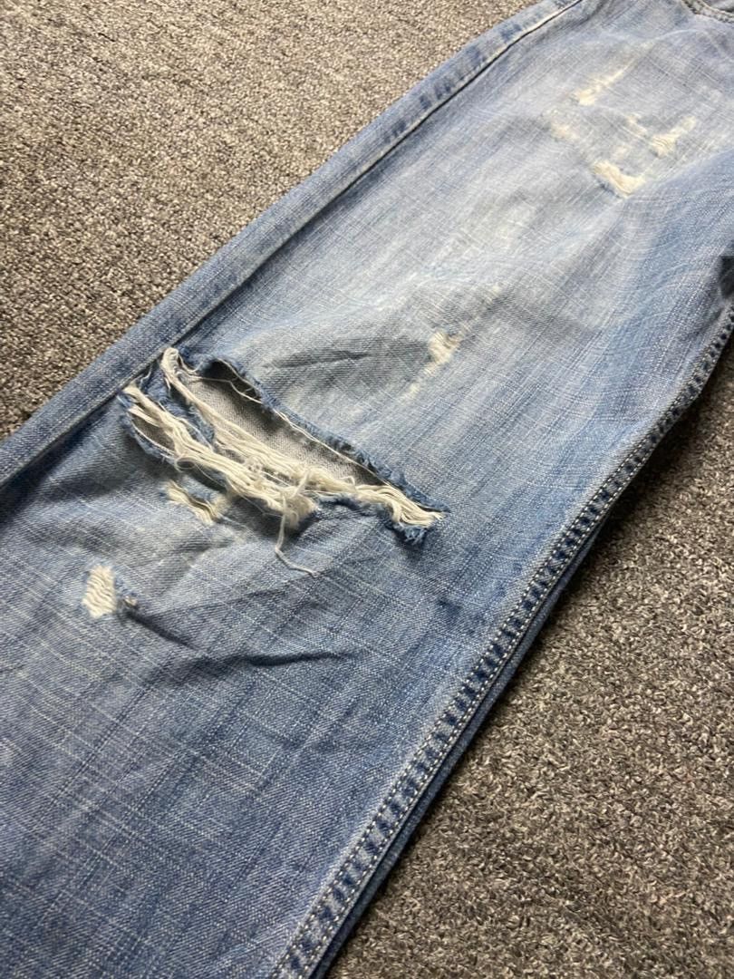 Levi's Levis Strauss Co. Distressed Jeans (175) Size US 32 / EU 48 - 9 Thumbnail