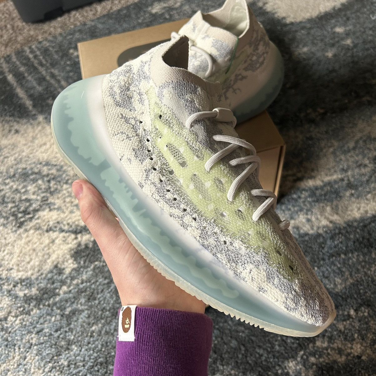 Adidas × Kanye West YEEZY BOOST 380 ALiEN BLUE REFLECTiVE GLOW GREEN PRiMEKNiT Size US 10 / EU 43 - 4 Thumbnail