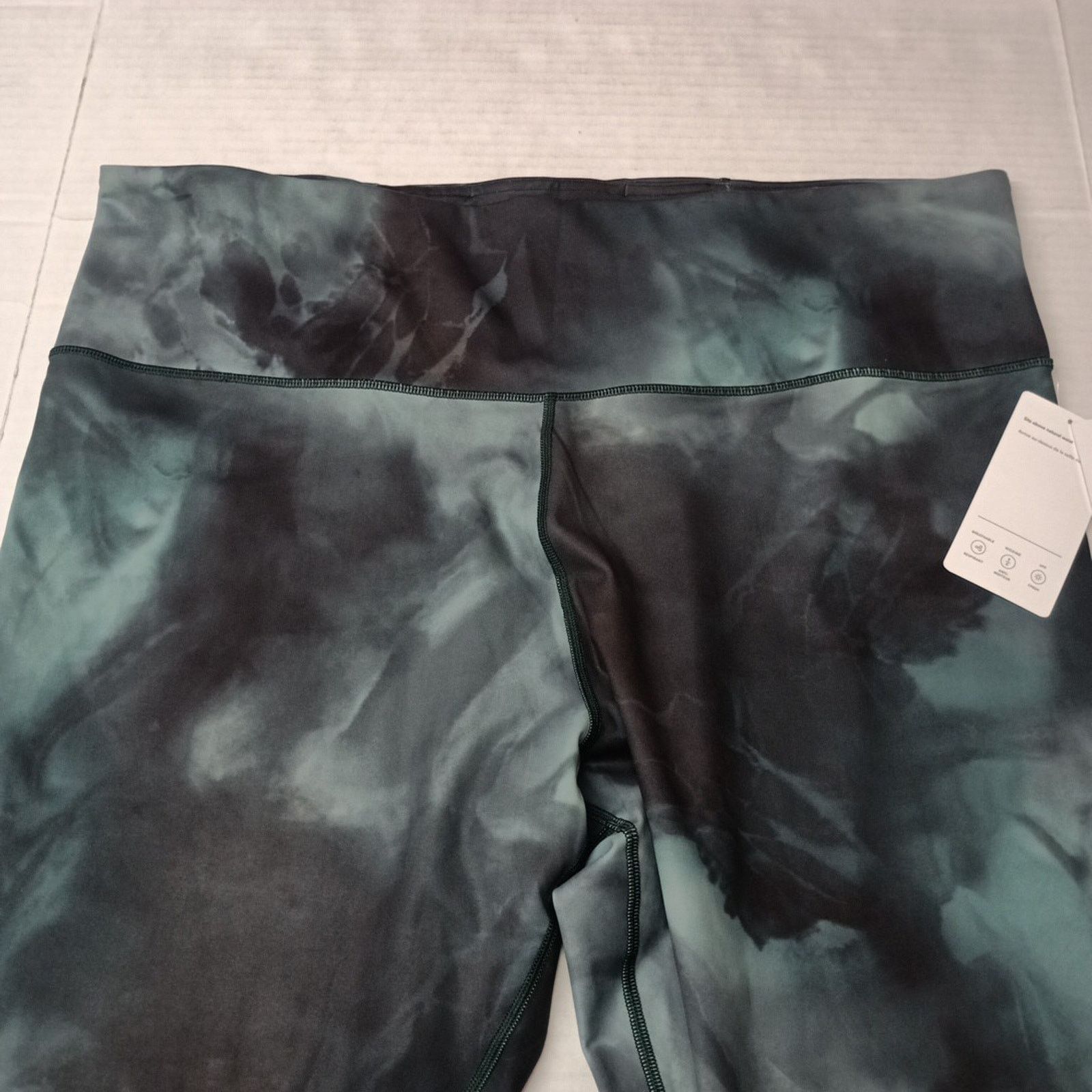 Athleta Athleta High Rise Elation Printed Leggings Womens 3X Workout Size 42" / US 20 - 3 Thumbnail