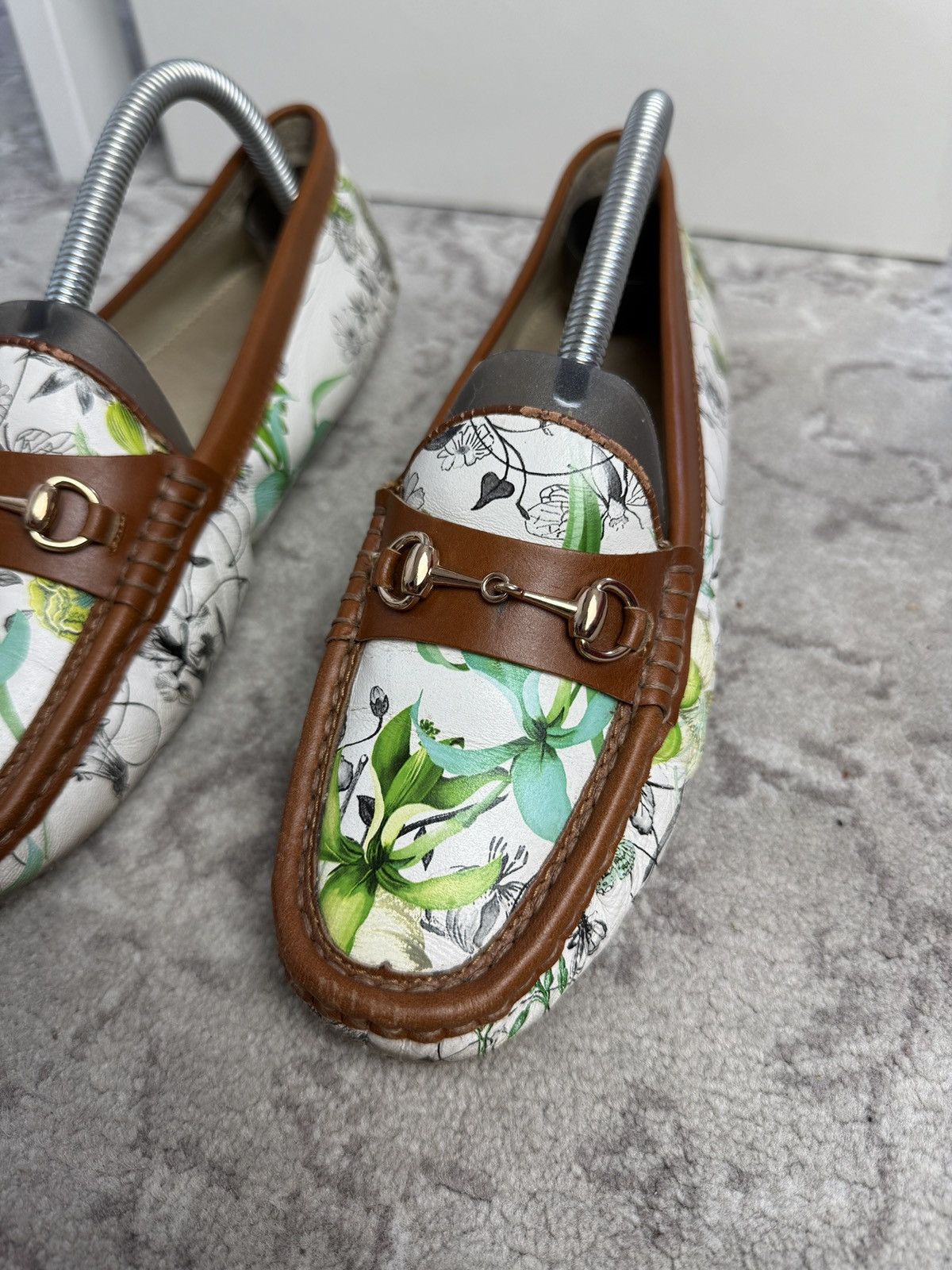 Gucci Gucci floral printed loafers moccasins shoes US9 old money Size US 9 / IT 39 - 6 Thumbnail