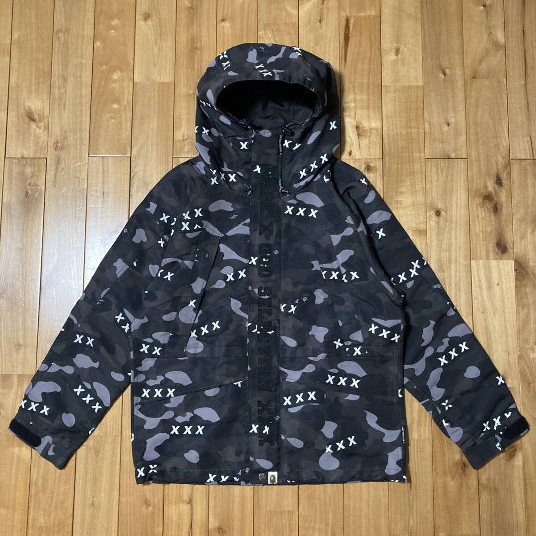 BAPE GOD SELECTION XXX SNOWBOARD JACKET 【公式通販】
