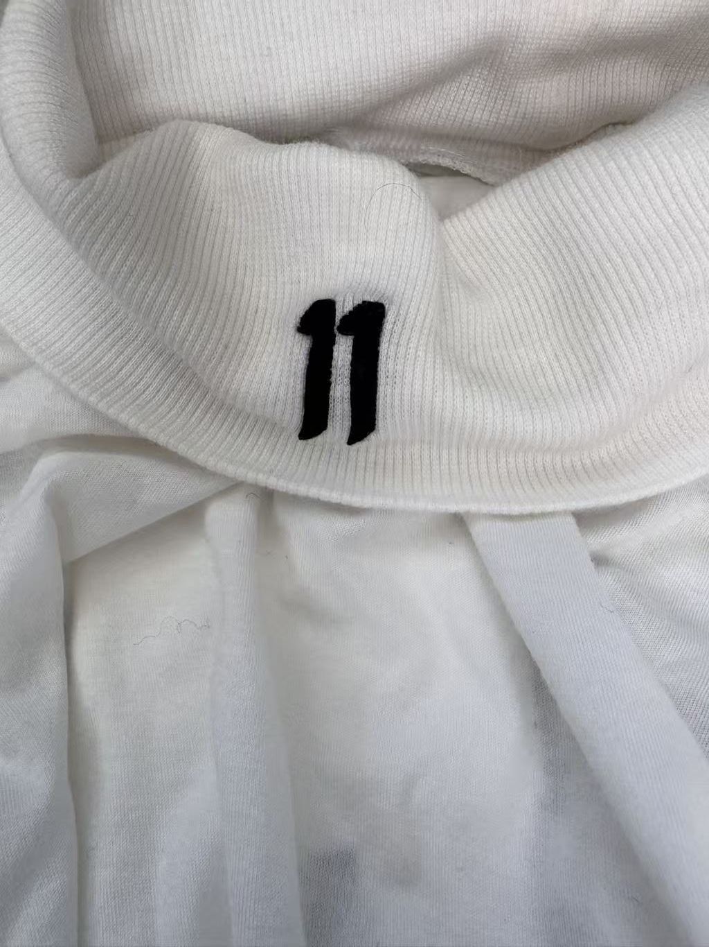 11 By Boris Bidjan Saberi 11 by Boris Bidjan Saberi Logo Long Sleeve Size M Size US M / EU 48-50 / 2 - 5 Thumbnail